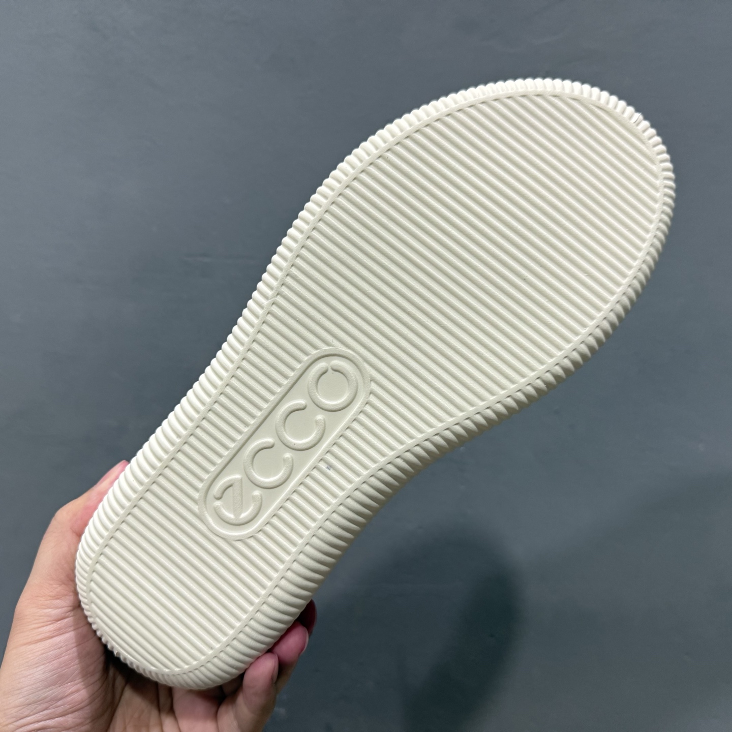 280 L/Ecco 爱步 #经典和现代工艺品质融合 精选小牛皮面料