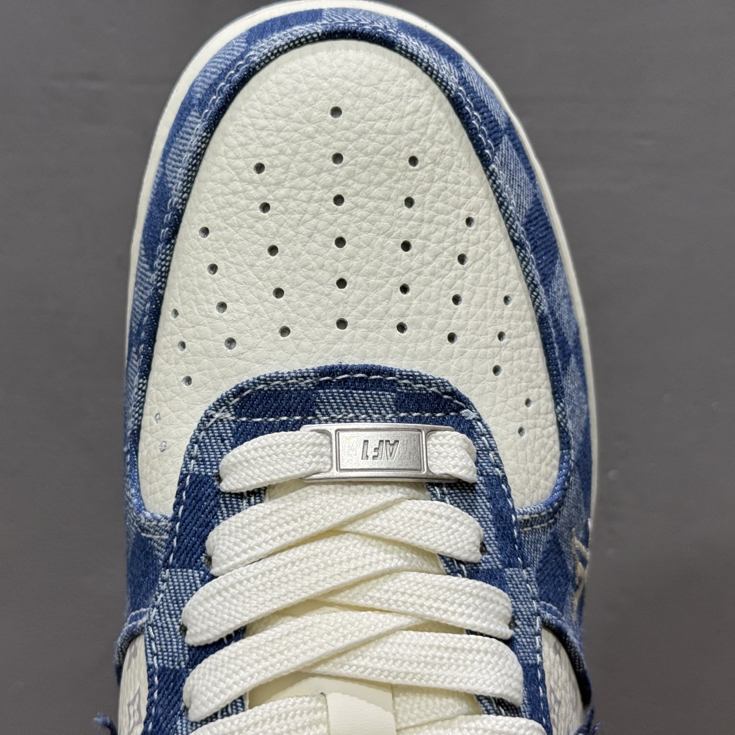 260 Nike Air Force 1 Low LV联名 YF9511-816