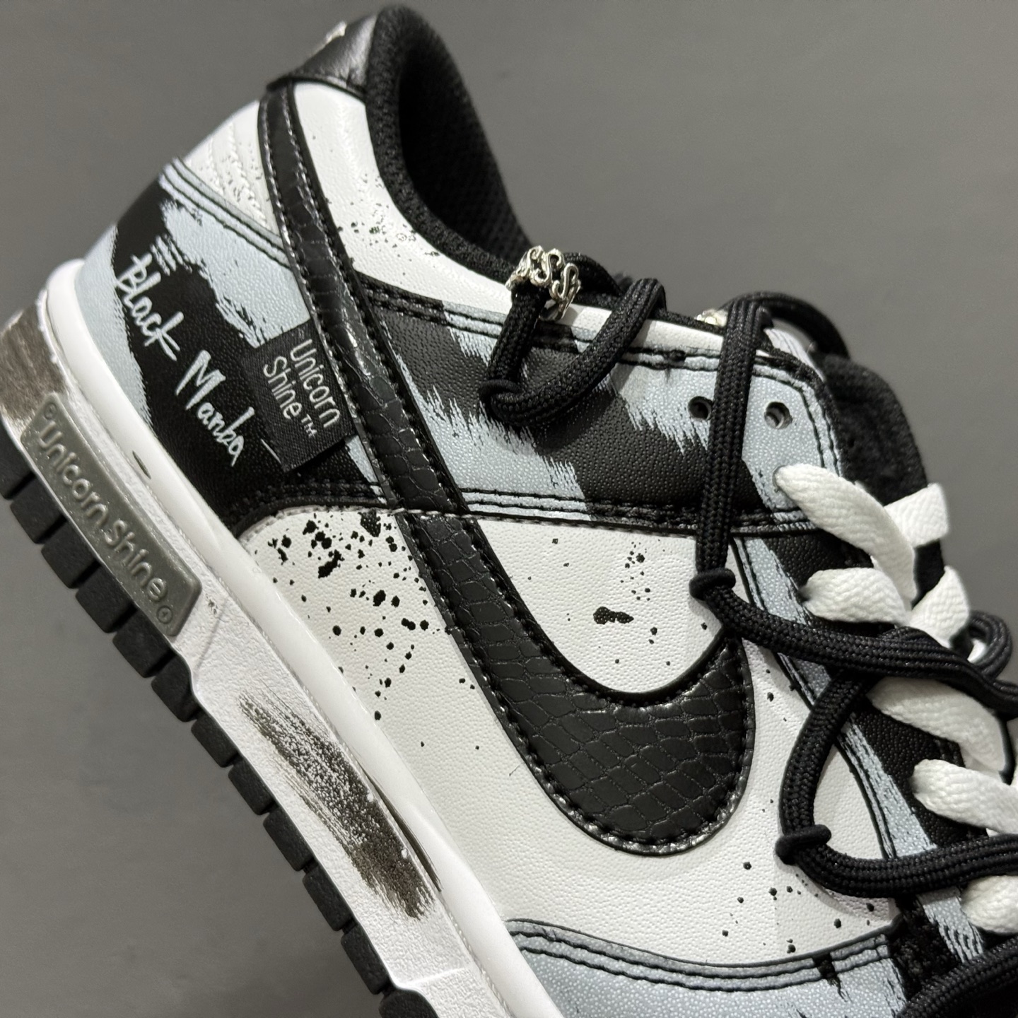 220 Nk Dunk Low 定制解构绑带系列黑灰 DD1391-100