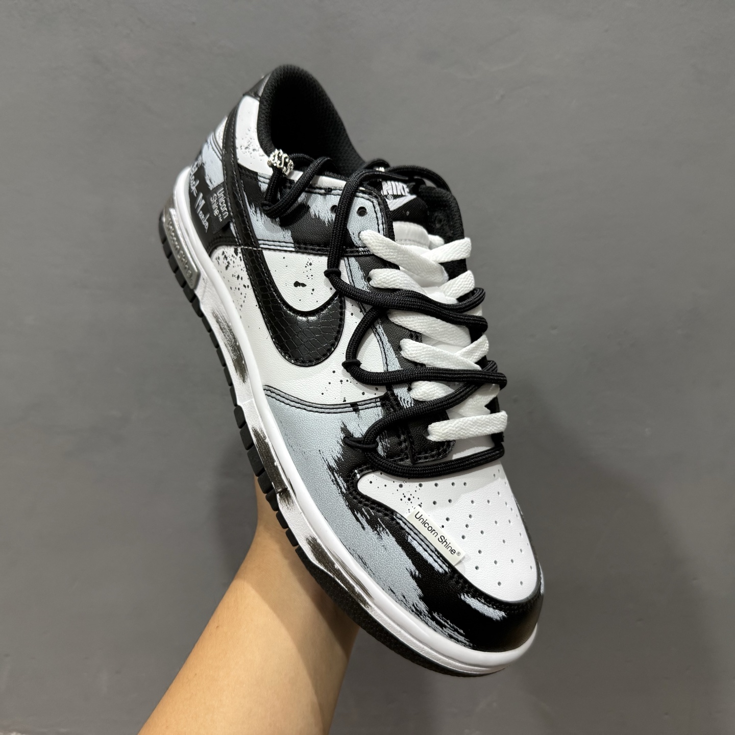 220 Nk Dunk Low 定制解构绑带系列黑灰 DD1391-100