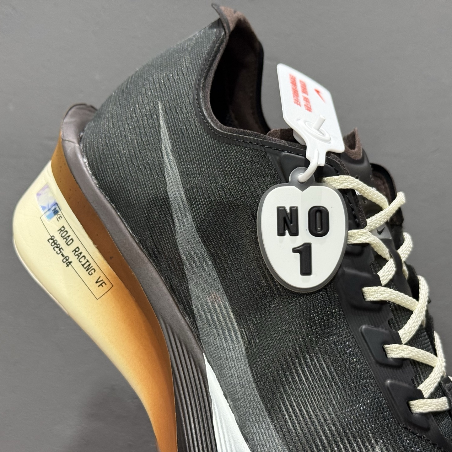 300 Nike ZoomX Vaporfly NEXT%4 减震马拉松跑步鞋 IH4453-220