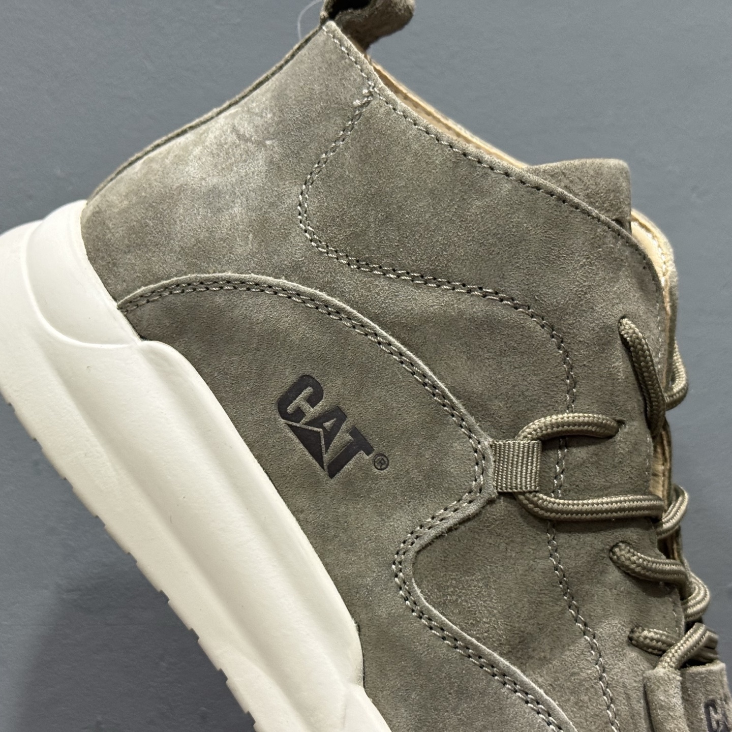 260 25秋冬款CAT/卡特 硬汉推土机品牌经典百搭户外中帮休闲马丁靴系列