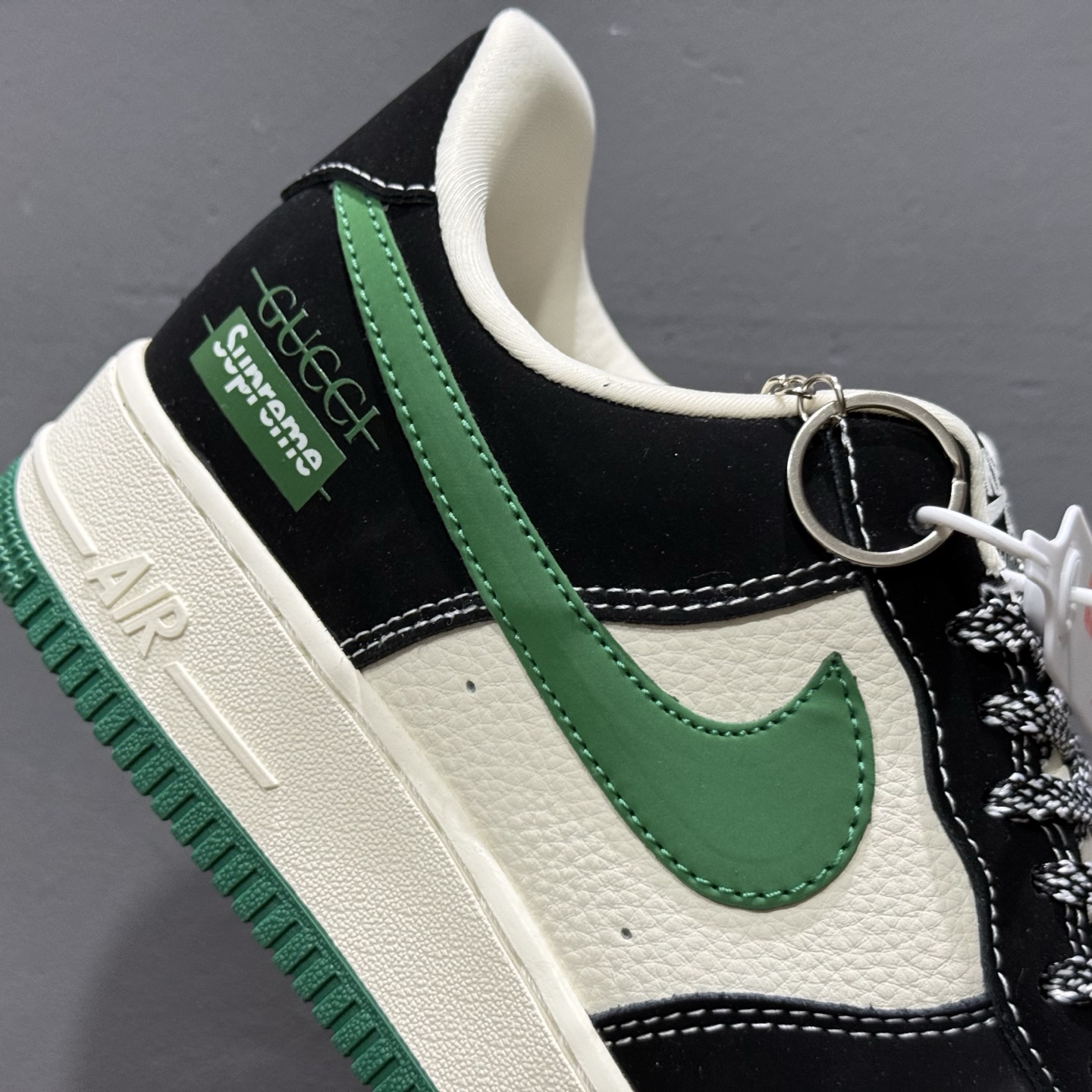 260 Gucci x Sup x Nike Air Force 1 米黑绿 KJ1688-017