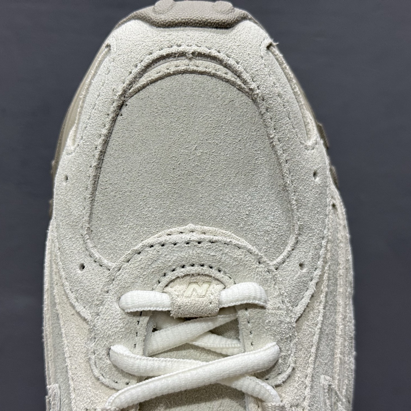 240 New Balance 204L 银白 U204LSWB