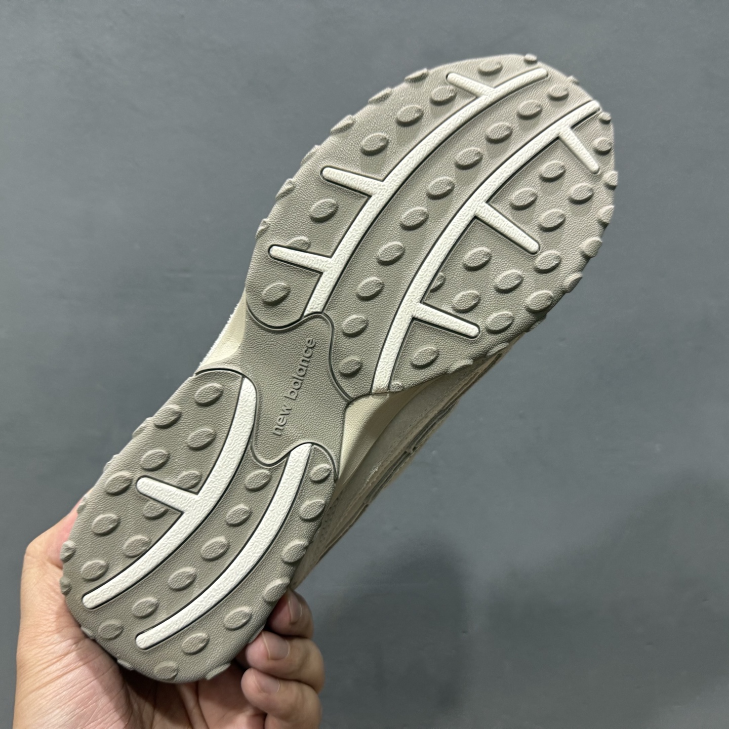 240 New Balance 204L 银白 U204LSWB