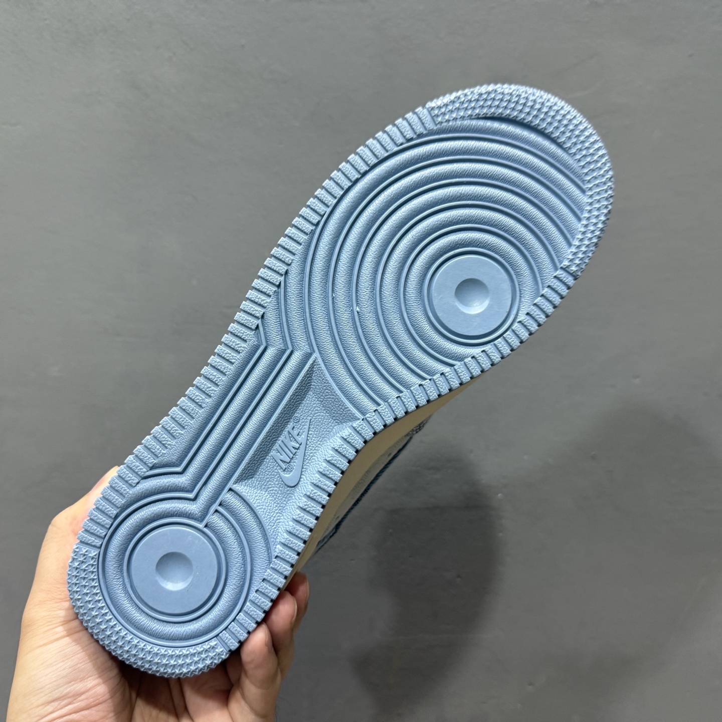 ￥260 Nike Air Force 1'07 Low LV联名 浅蓝 空军一号低帮休闲板鞋 YF9511-823