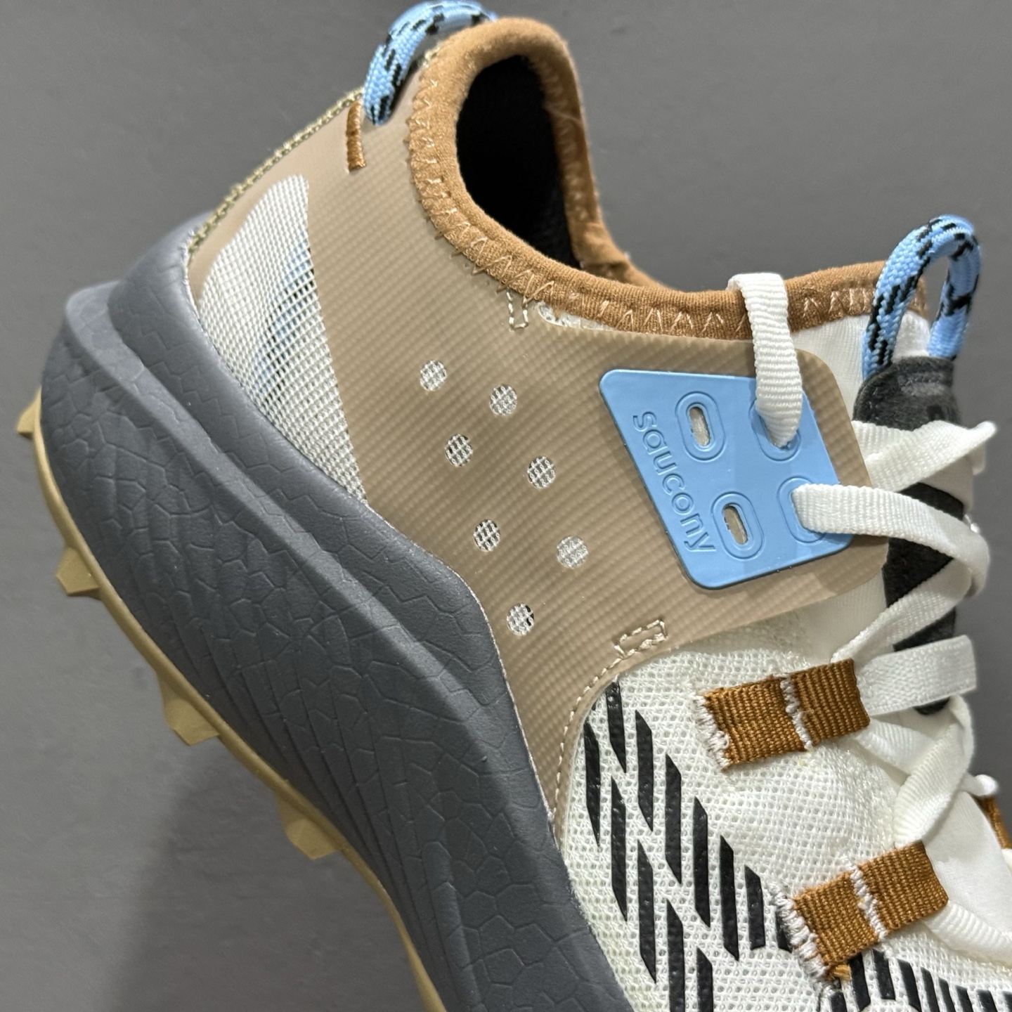 180 SAUCONY ENDORPHIN RIFT系列休闲运动跑步鞋 S20856-20