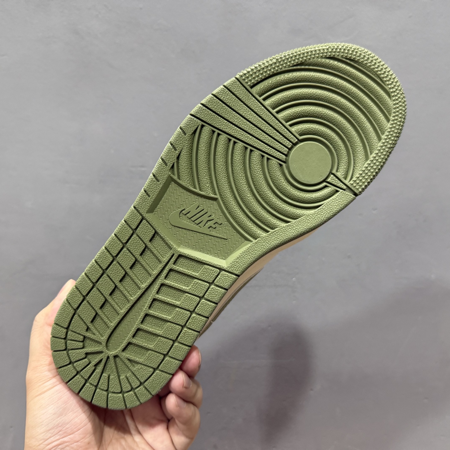 ￥280 Air Jordan 1 Low AJ1 乔1古驰联名 米军绿 高端定制 低帮复古篮球鞋 XX3168-168