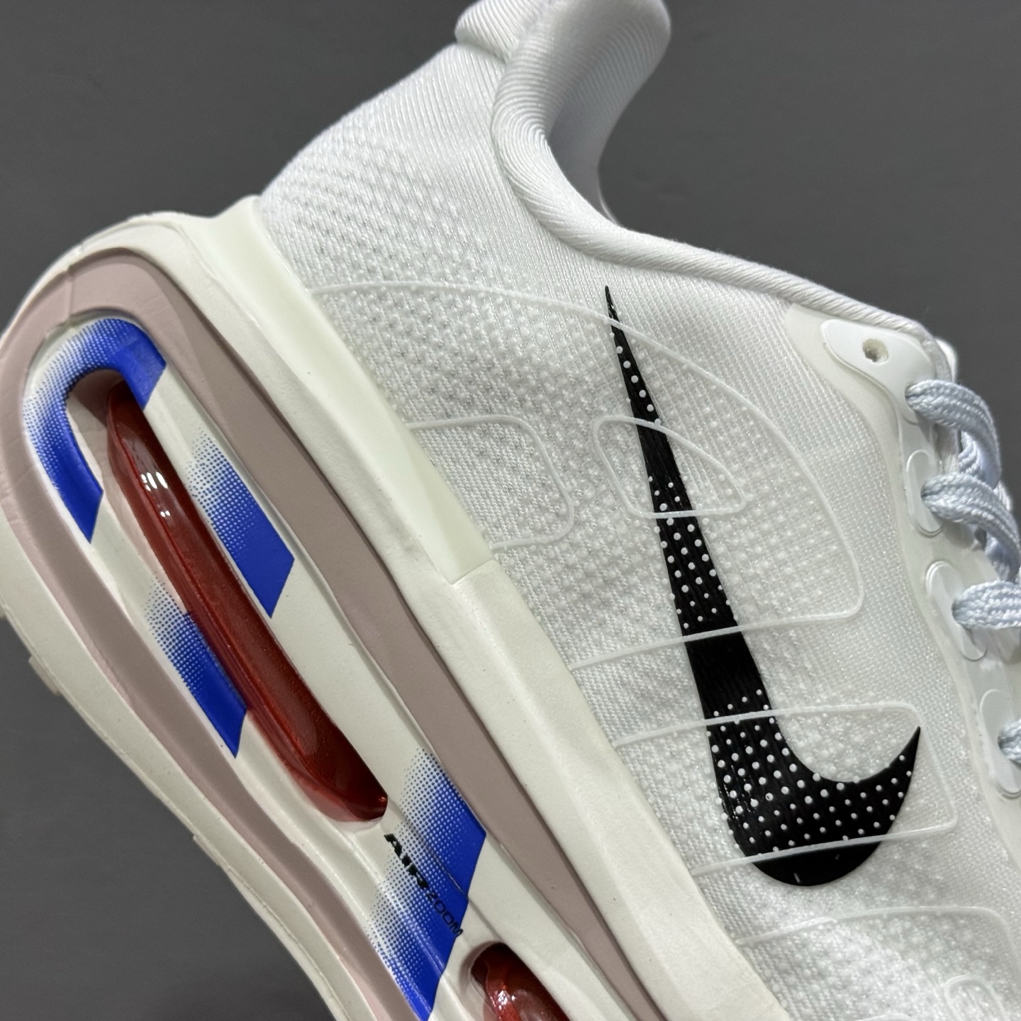 220 Nike Vomero premium Air气垫40周年 舒适百搭防滑耐磨 支撑缓震低帮 休闲跑步鞋 FN8453-031