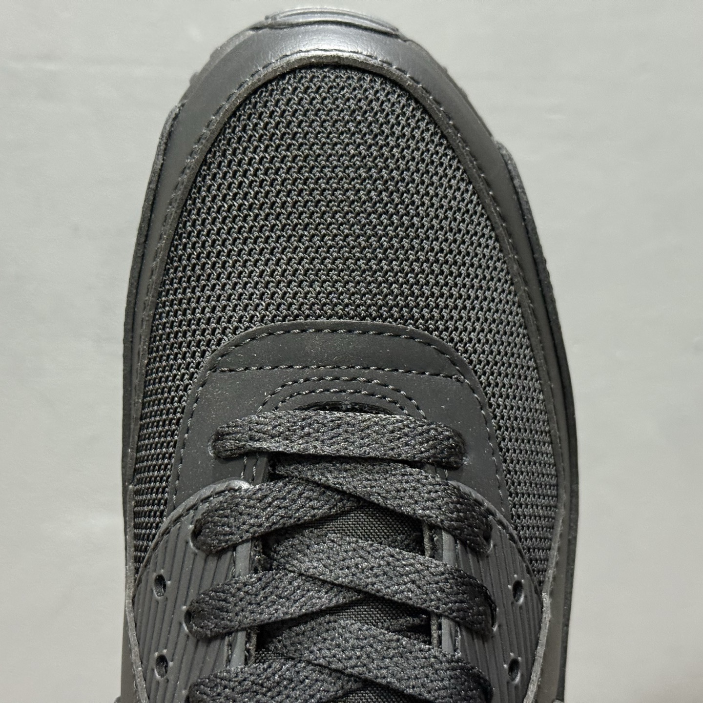 240 NK Air 90 复古气垫跑鞋 CN8490-003 黑色网面