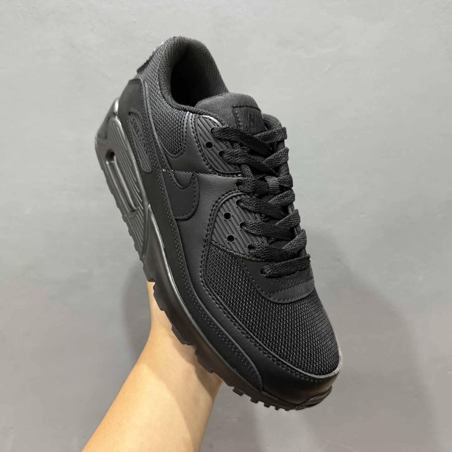 240 NK Air 90 复古气垫跑鞋 CN8490-003 黑色网面