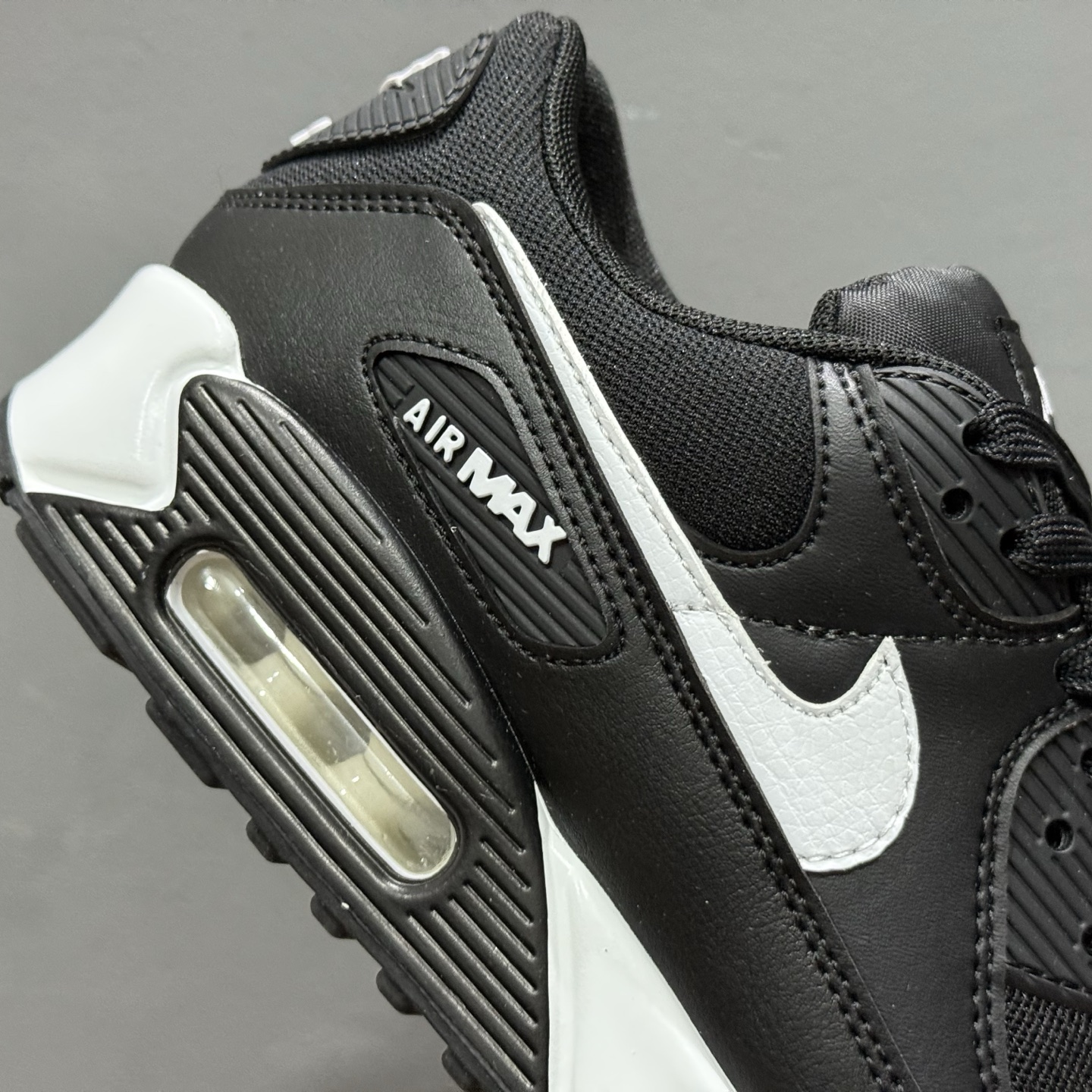 240 NK Air 90 复古气垫跑鞋DH8010-002 黑色网面