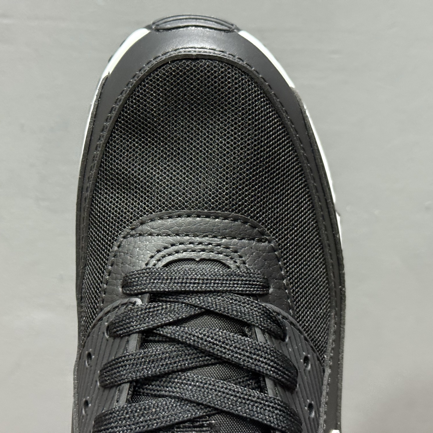 240 NK Air 90 复古气垫跑鞋DH8010-002 黑色网面