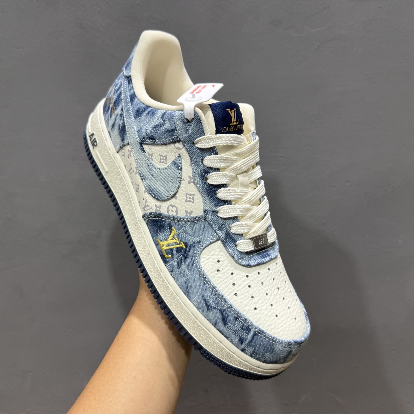 Louis Vuitton x NIke Air Force 1 牛仔蓝 YF9511-818-莆田鞋,莆田鞋货源,高仿鞋,高仿鞋货源,安福档口,莆田高仿鞋,莆田鞋批发,高仿鞋批发,莆田高仿运动鞋,高仿运动鞋,莆田运动鞋 Louis Vuitton x NIke Air Force 1 牛仔蓝 YF9511-818