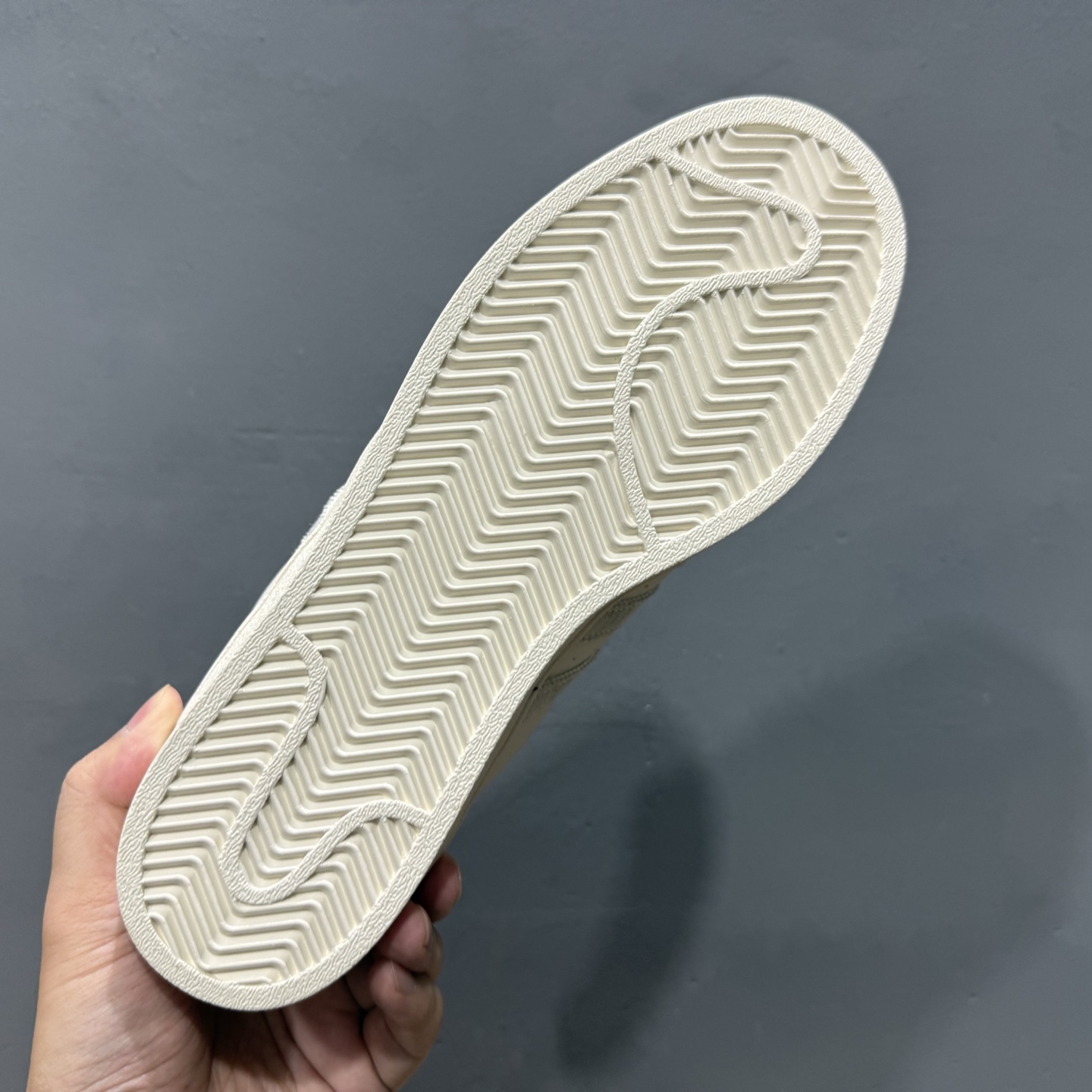 Adidas Originals Superstar 贝壳头系列 阿迪达斯 三叶草 低帮经典百搭休闲运动板鞋 BZ9789