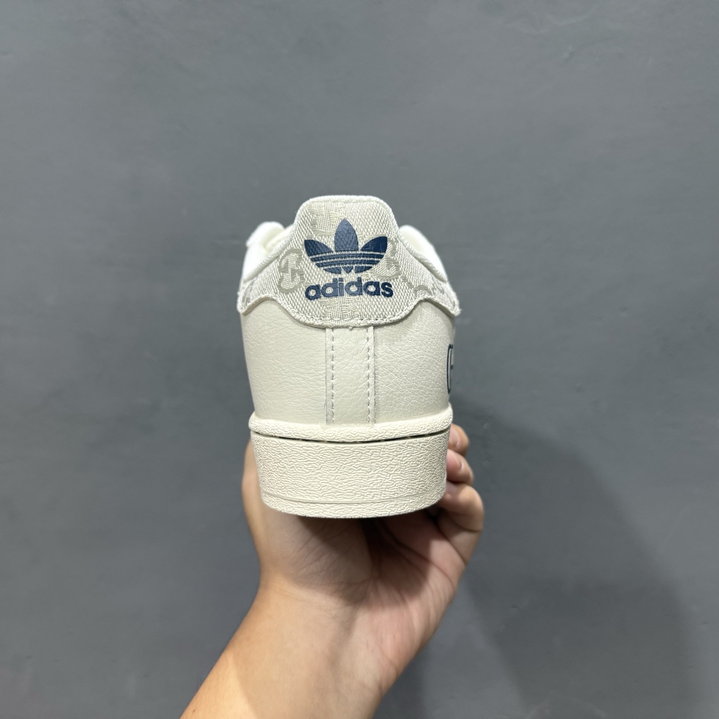 Adidas Originals Superstar 贝壳头系列 阿迪达斯 三叶草 低帮经典百搭休闲运动板鞋 BZ9789