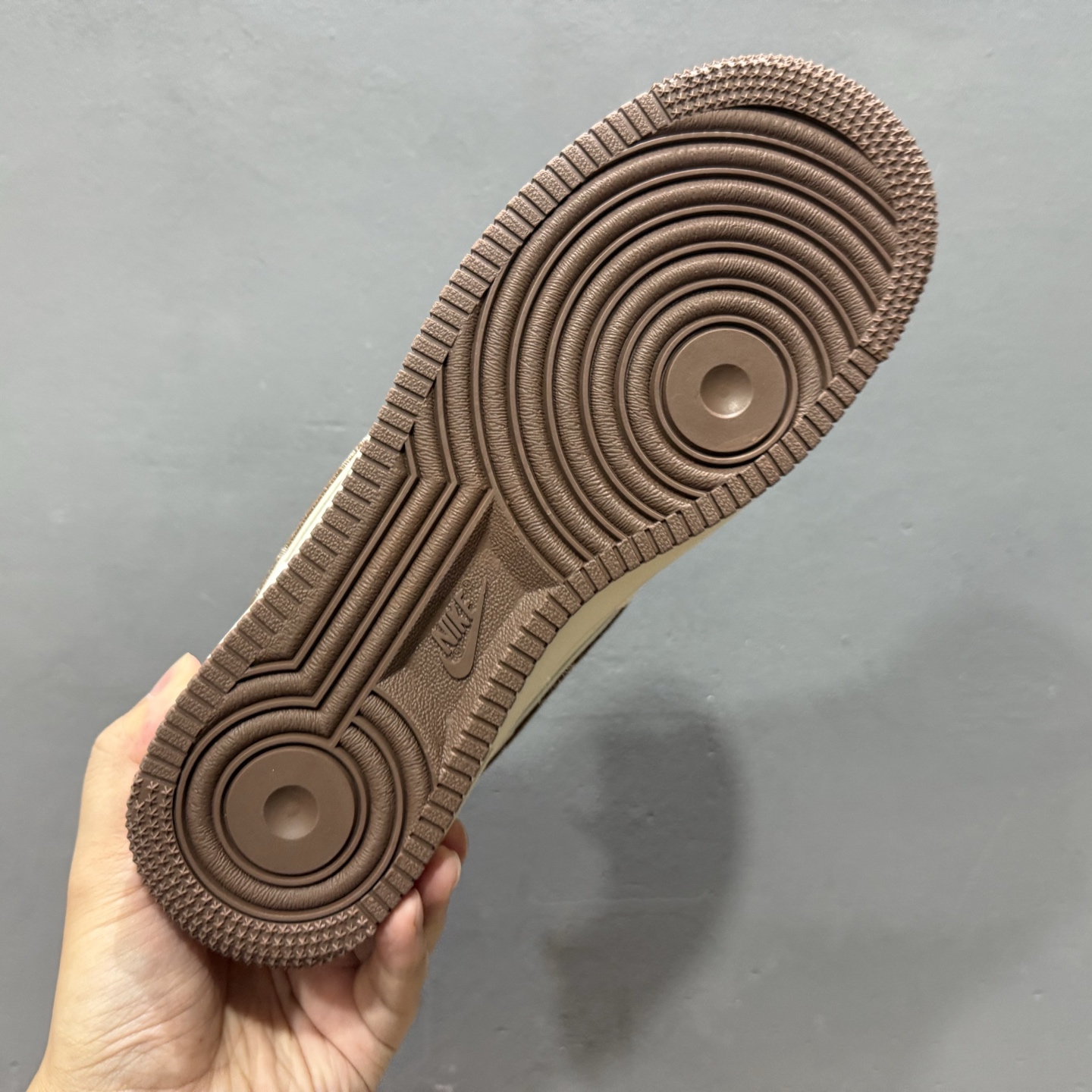 NIke Air Force 1 '07 Low “LV联名-米棕牛仔勾”空军一号 低帮 SM6668-109-莆田鞋,莆田鞋货源,高仿鞋,高仿鞋货源,安福档口,莆田高仿鞋,莆田鞋批发,高仿鞋批发,莆田高仿运动鞋,高仿运动鞋,莆田运动鞋 NIke Air Force 1 '07 Low “LV联名-米棕牛仔勾”空军一号 低帮 SM6668-109