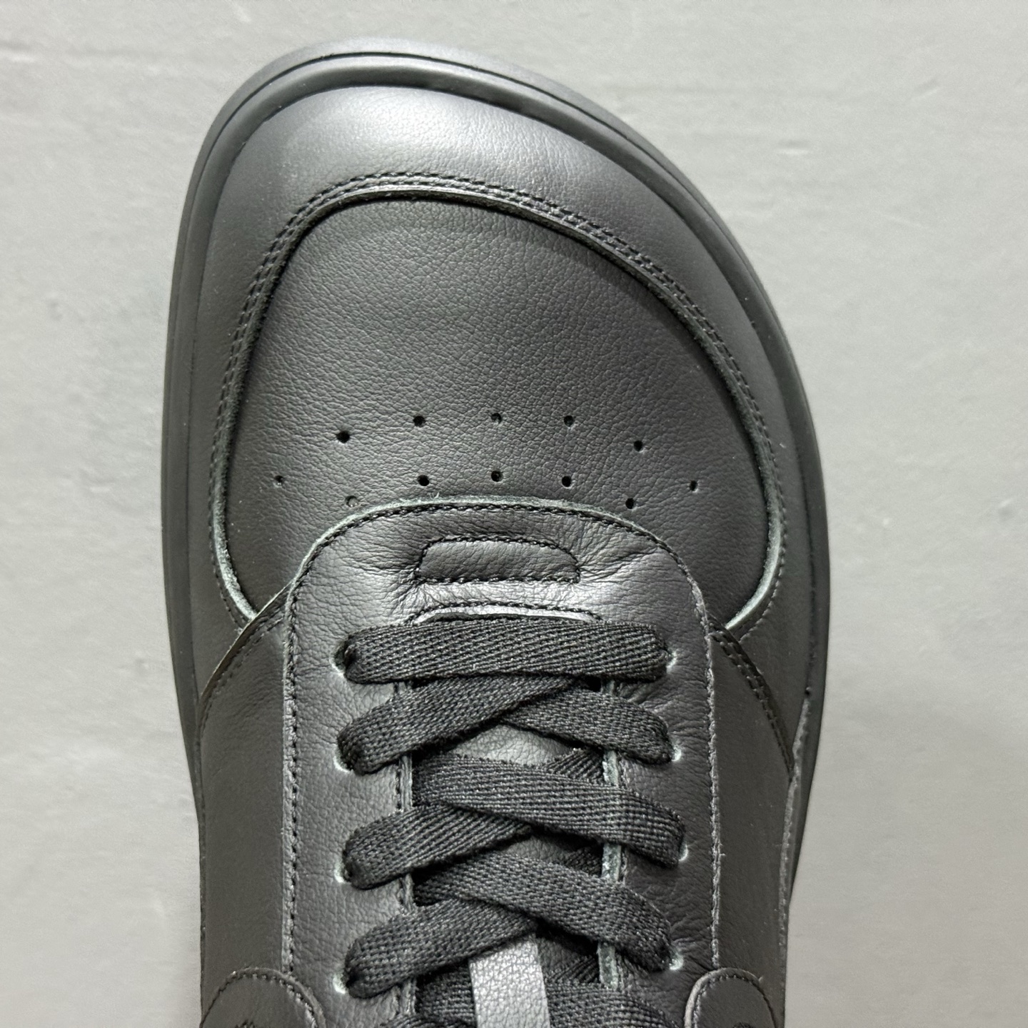 LOEWE罗意威 Jambo 牛皮革 圆头系带低班男鞋-莆田鞋,莆田鞋货源,高仿鞋,高仿鞋货源,安福档口,莆田高仿鞋,莆田鞋批发,高仿鞋批发,莆田高仿运动鞋,高仿运动鞋,莆田运动鞋 LOEWE罗意威 Jambo 牛皮革 圆头系带低班男鞋