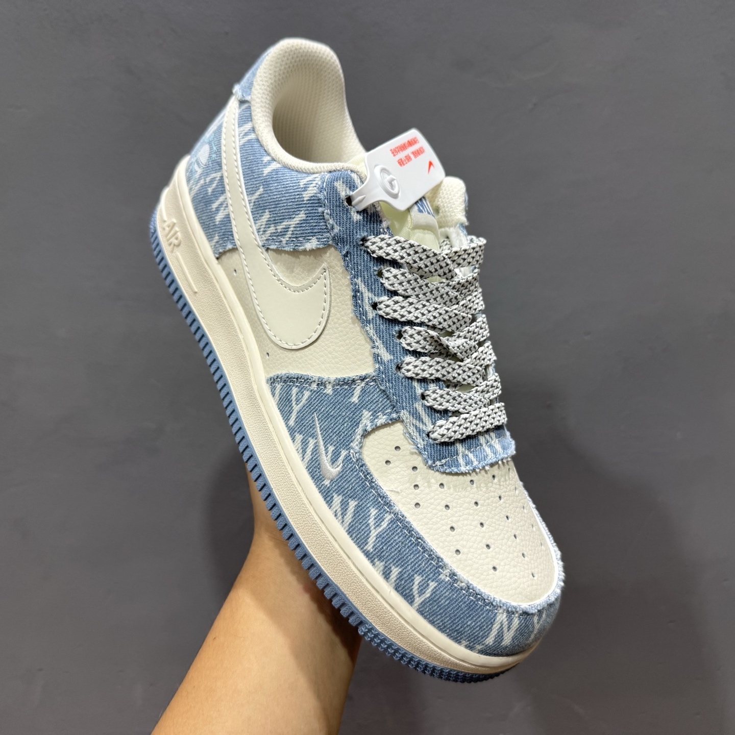 Nike Air Force 1'07 Low 浅蓝牛仔 空军一号低帮休闲板鞋 XY2025-002-莆田鞋,莆田鞋货源,高仿鞋,高仿鞋货源,安福档口,莆田高仿鞋,莆田鞋批发,高仿鞋批发,莆田高仿运动鞋,高仿运动鞋,莆田运动鞋 Nike Air Force 1'07 Low 浅蓝牛仔 空军一号低帮休闲板鞋 XY2025-002
