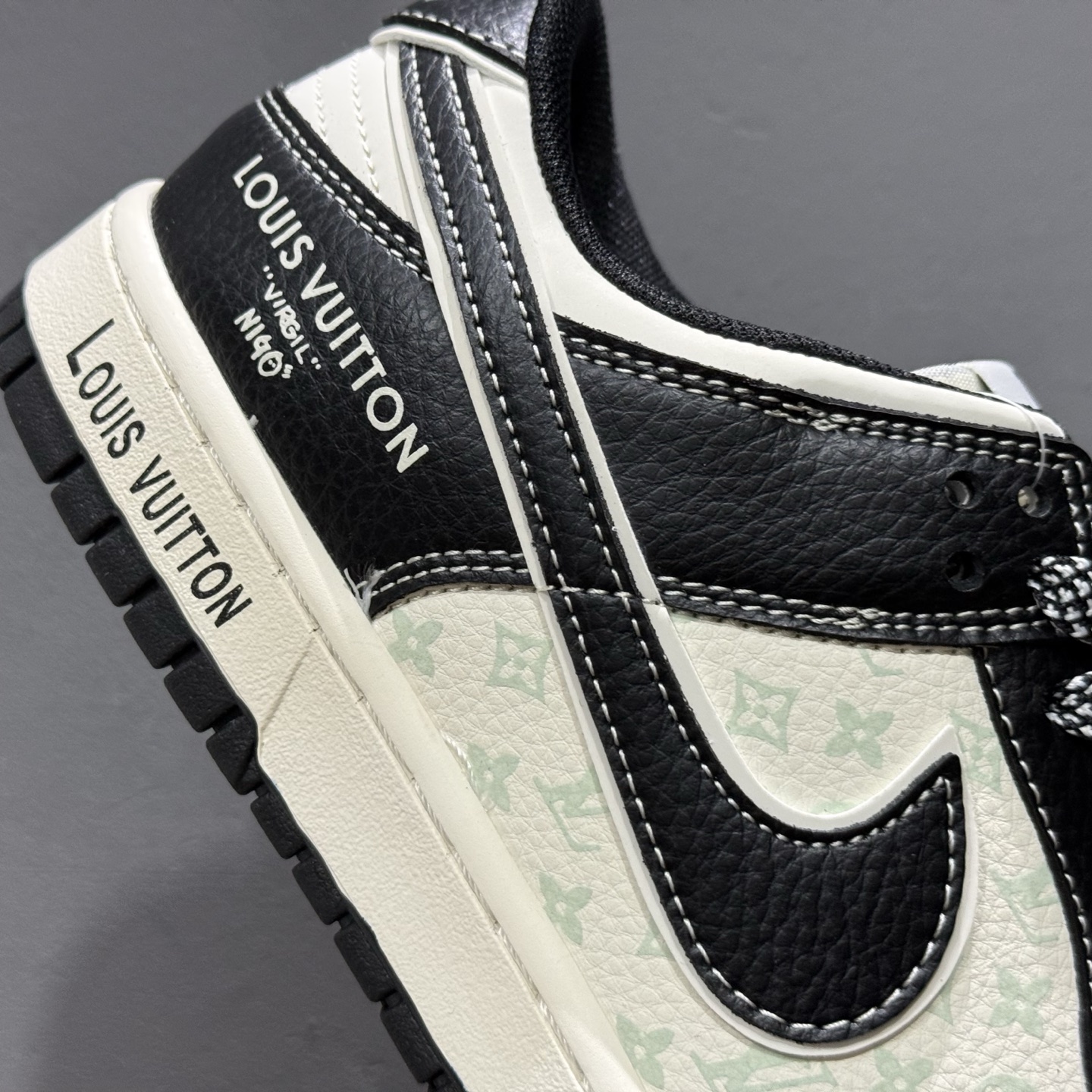 XC/Nike Dunk Low Retro 联名款 耐克 低帮休闲运动板鞋 HT5088-608-莆田鞋,莆田鞋货源,高仿鞋,高仿鞋货源,安福档口,莆田高仿鞋,莆田鞋批发,高仿鞋批发,莆田高仿运动鞋,高仿运动鞋,莆田运动鞋 XC/Nike Dunk Low Retro 联名款 耐克 低帮休闲运动板鞋 HT5088-608