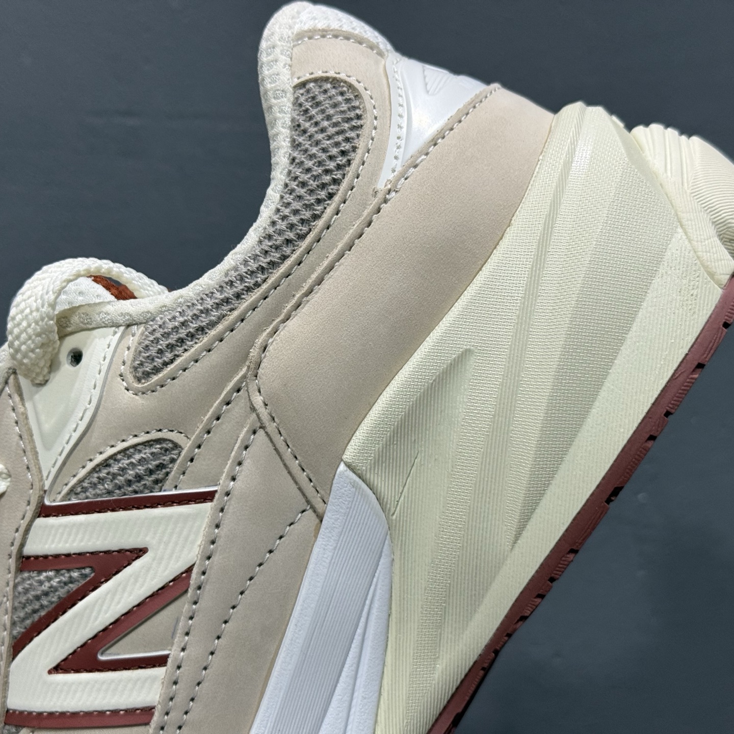 Loro Piana x New Balance NB 990 灰色 U990LP6-莆田鞋,莆田鞋货源,高仿鞋,高仿鞋货源,安福档口,莆田高仿鞋,莆田鞋批发,高仿鞋批发,莆田高仿运动鞋,高仿运动鞋,莆田运动鞋 Loro Piana x New Balance NB 990 灰色 U990LP6