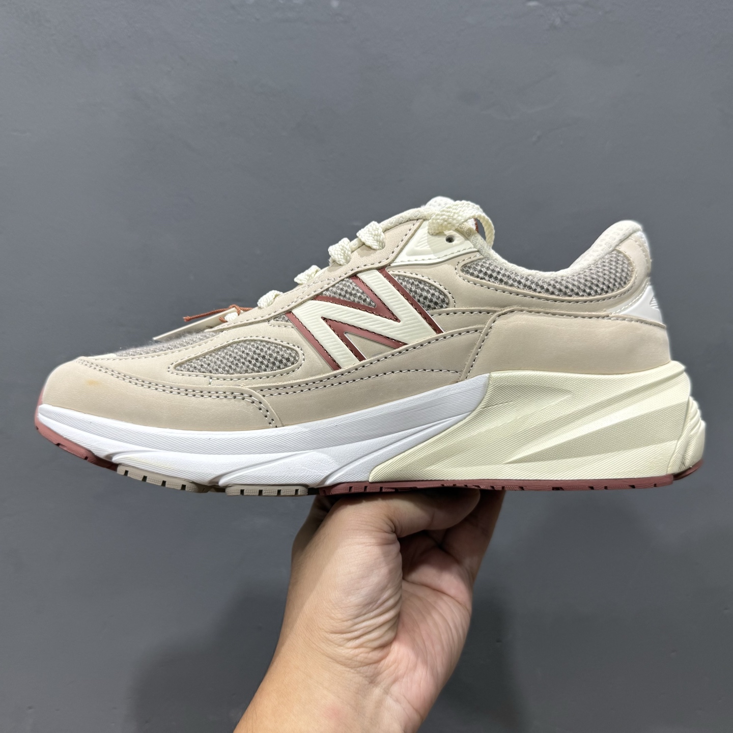 Loro Piana x New Balance NB 990 灰色 U990LP6-莆田鞋,莆田鞋货源,高仿鞋,高仿鞋货源,安福档口,莆田高仿鞋,莆田鞋批发,高仿鞋批发,莆田高仿运动鞋,高仿运动鞋,莆田运动鞋 Loro Piana x New Balance NB 990 灰色 U990LP6