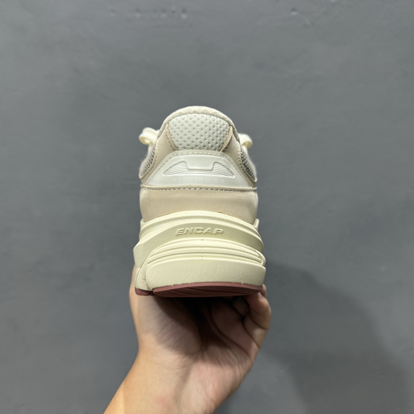 Loro Piana x New Balance NB 990 灰色 U990LP6-莆田鞋,莆田鞋货源,高仿鞋,高仿鞋货源,安福档口,莆田高仿鞋,莆田鞋批发,高仿鞋批发,莆田高仿运动鞋,高仿运动鞋,莆田运动鞋 Loro Piana x New Balance NB 990 灰色 U990LP6