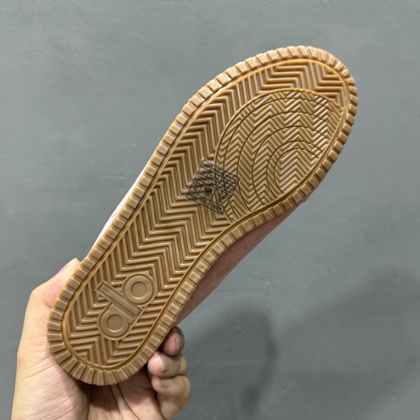 Alo Yoga Sunset Sneaker 徳训生活休闲鞋 A0891U