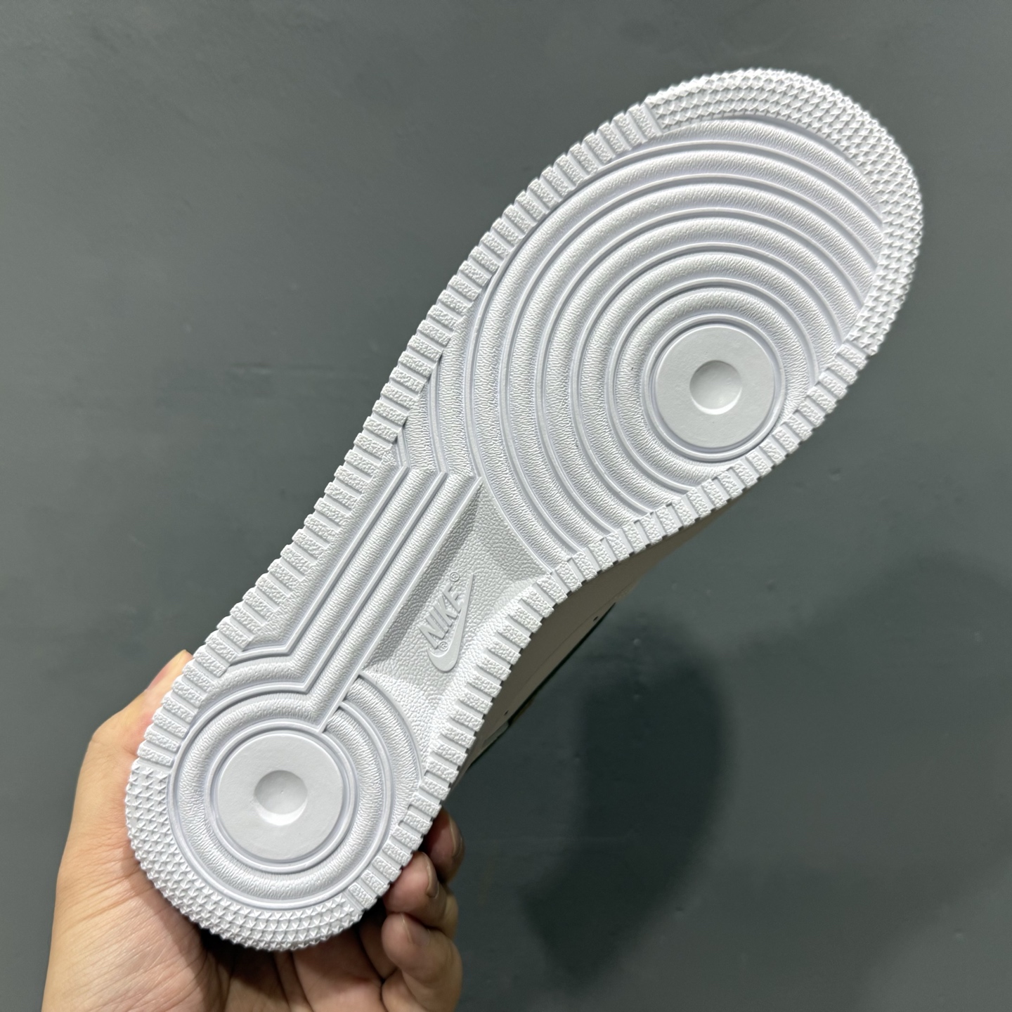 Nike Air Force 1'07 Low 空军一号低帮休闲板鞋 FJ4146-120-莆田鞋,莆田鞋货源,高仿鞋,高仿鞋货源,安福档口,莆田高仿鞋,莆田鞋批发,高仿鞋批发,莆田高仿运动鞋,高仿运动鞋,莆田运动鞋 Nike Air Force 1'07 Low 空军一号低帮休闲板鞋 FJ4146-120