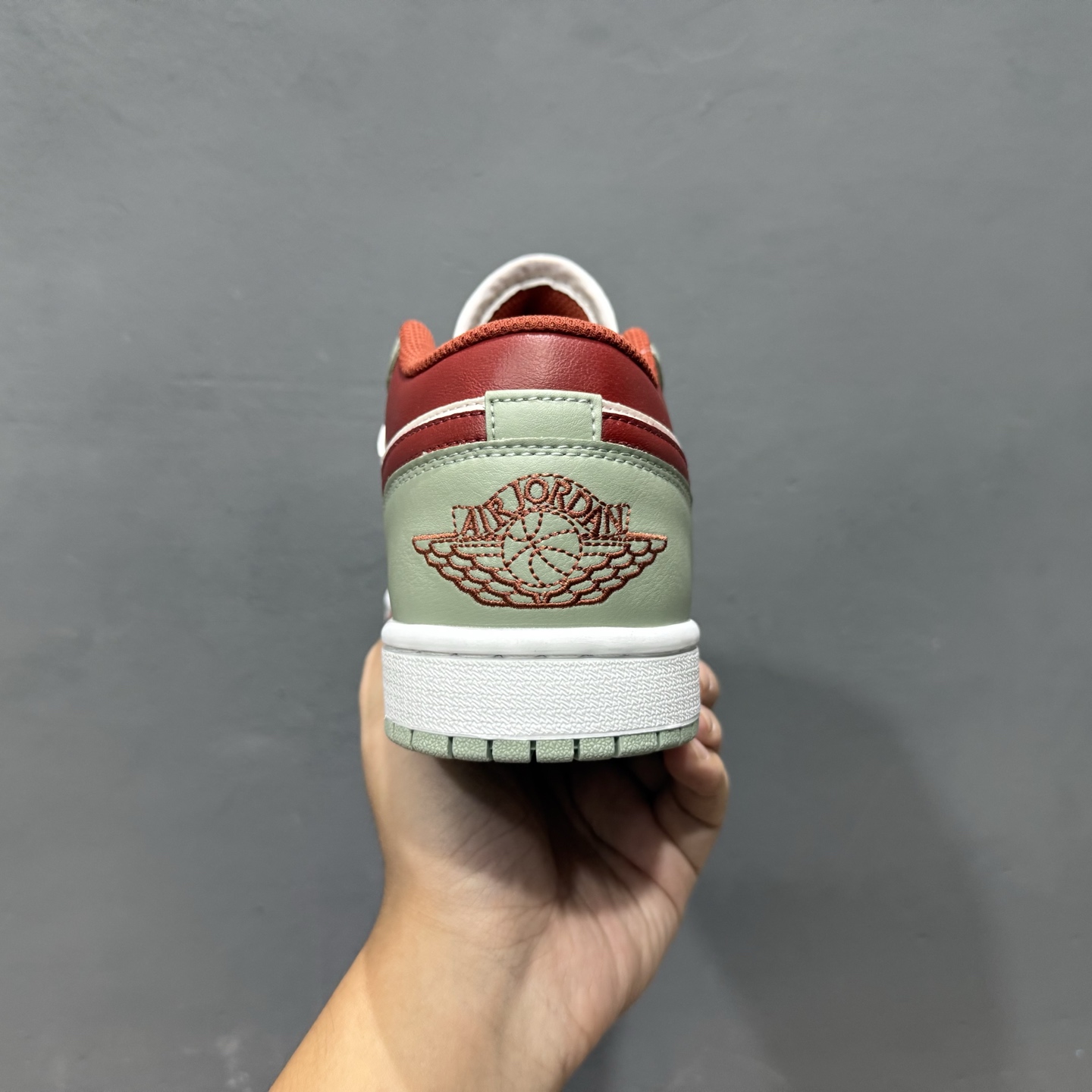 Air Jordan 1 Low 酒红青色 AJ1乔1低帮休闲板鞋 553338-133-莆田鞋,莆田鞋货源,高仿鞋,高仿鞋货源,安福档口,莆田高仿鞋,莆田鞋批发,高仿鞋批发,莆田高仿运动鞋,高仿运动鞋,莆田运动鞋 Air Jordan 1 Low 酒红青色 AJ1乔1低帮休闲板鞋 553338-133