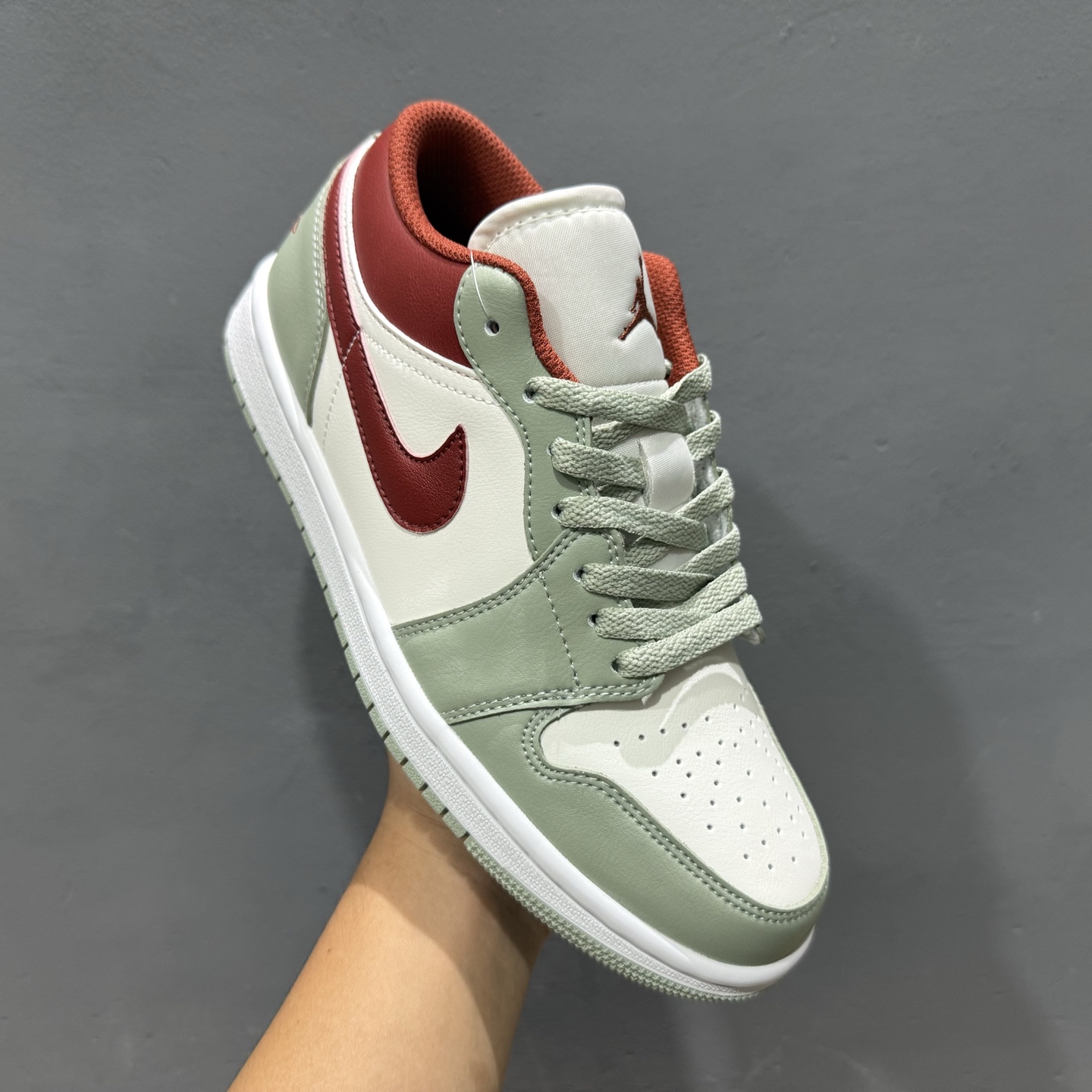 Air Jordan 1 Low 酒红青色 AJ1乔1低帮休闲板鞋 553338-133-莆田鞋,莆田鞋货源,高仿鞋,高仿鞋货源,安福档口,莆田高仿鞋,莆田鞋批发,高仿鞋批发,莆田高仿运动鞋,高仿运动鞋,莆田运动鞋 Air Jordan 1 Low 酒红青色 AJ1乔1低帮休闲板鞋 553338-133