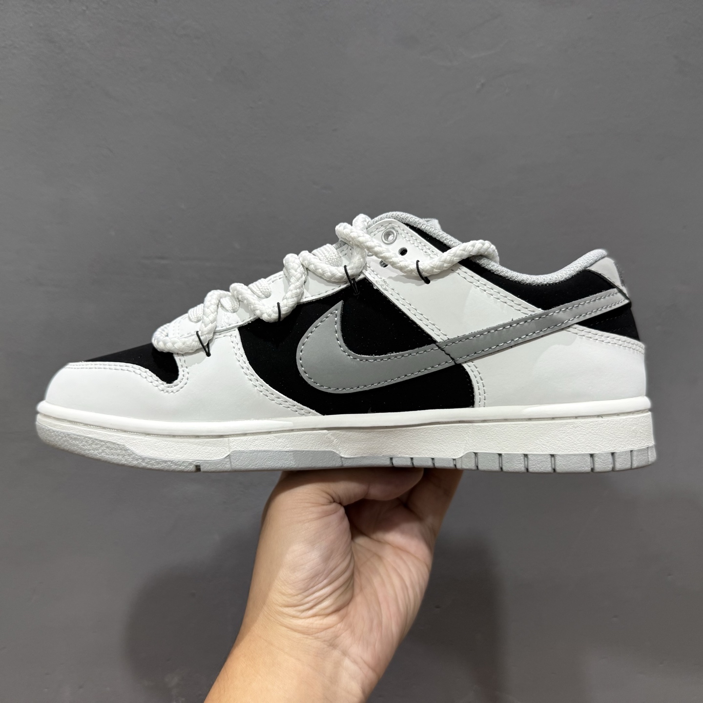 Nike Dunk Low 墨之影 此款以经典Dunk鞋型为模版 WB0518-091-莆田鞋,莆田鞋货源,高仿鞋,高仿鞋货源,安福档口,莆田高仿鞋,莆田鞋批发,高仿鞋批发,莆田高仿运动鞋,高仿运动鞋,莆田运动鞋 Nike Dunk Low 墨之影 此款以经典Dunk鞋型为模版 WB0518-091