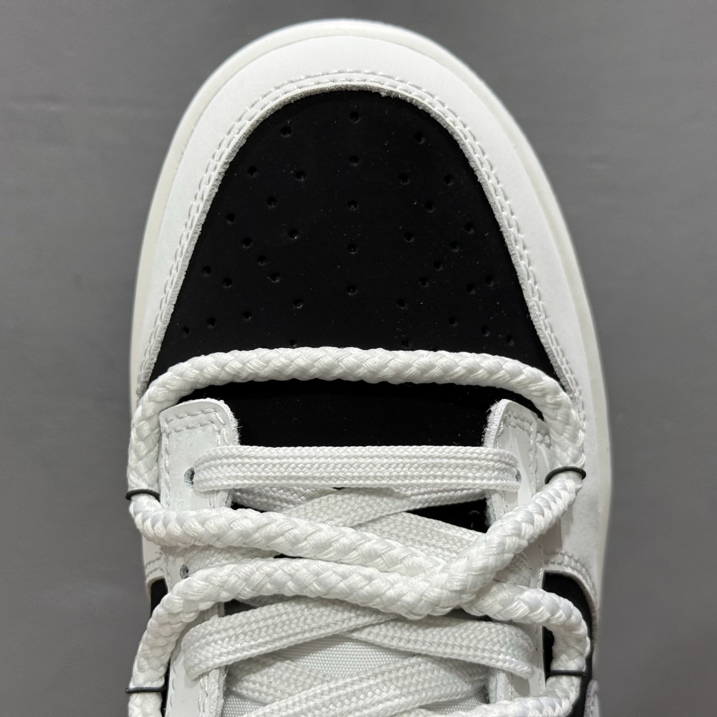 Nike Dunk Low 墨之影 此款以经典Dunk鞋型为模版 WB0518-091-莆田鞋,莆田鞋货源,高仿鞋,高仿鞋货源,安福档口,莆田高仿鞋,莆田鞋批发,高仿鞋批发,莆田高仿运动鞋,高仿运动鞋,莆田运动鞋 Nike Dunk Low 墨之影 此款以经典Dunk鞋型为模版 WB0518-091