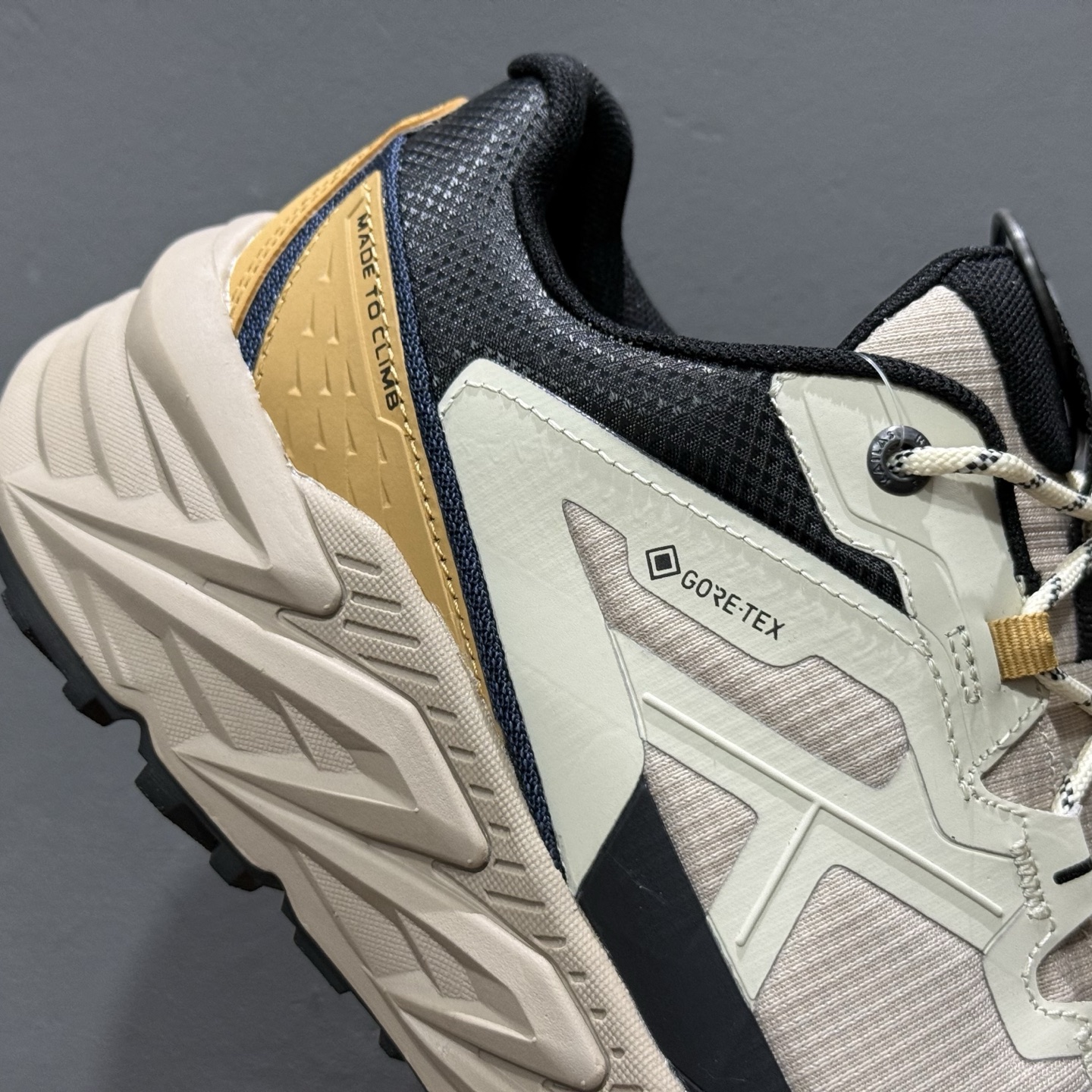 L/凯乐石 KAILAS FUGA GTX BOA 厚底缓冲徒步跑山网布TPU减震防滑透气包裹性抗冲击轻便回弹 低帮 超强抓地力徒步跑步鞋