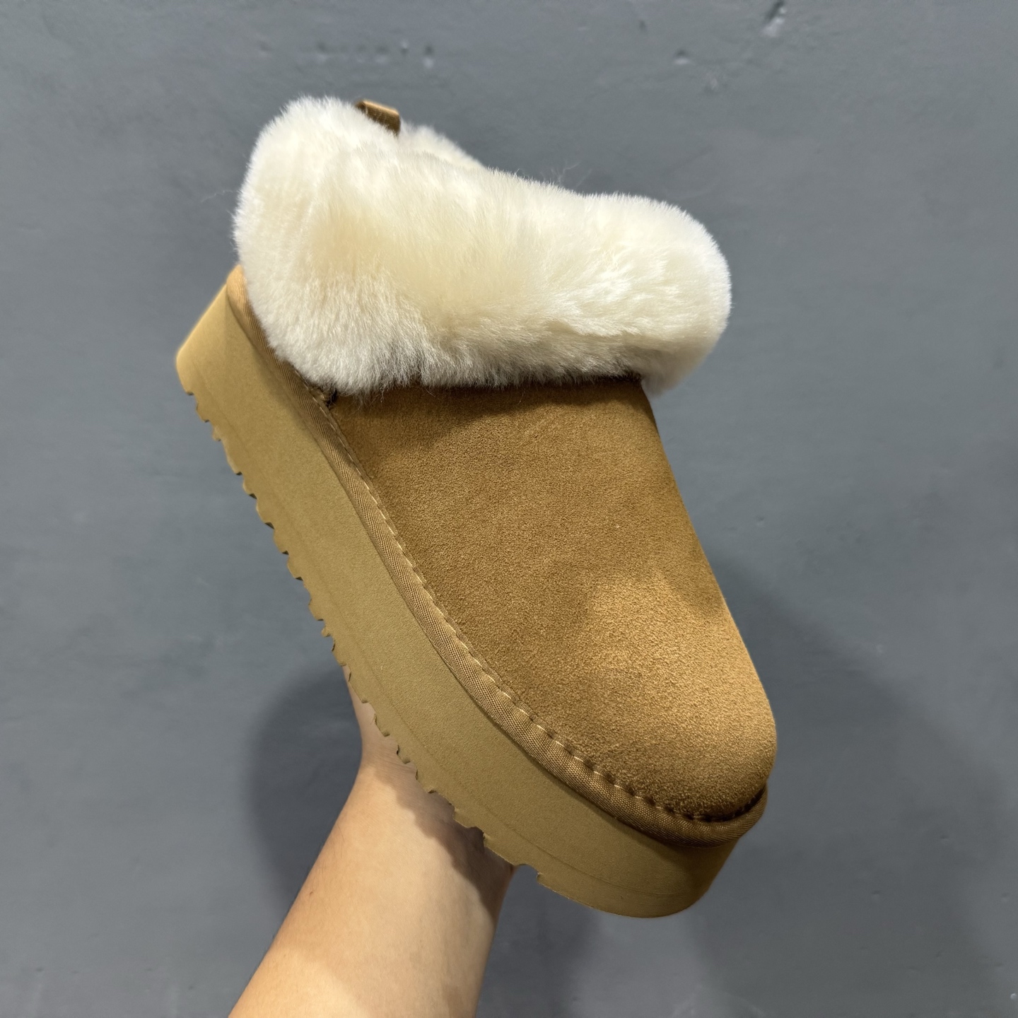 UGG 星拖厚底秋冬羊皮毛一体雪地靴 小红书爆款 河南隆丰皮料生产 羊绒鞋垫