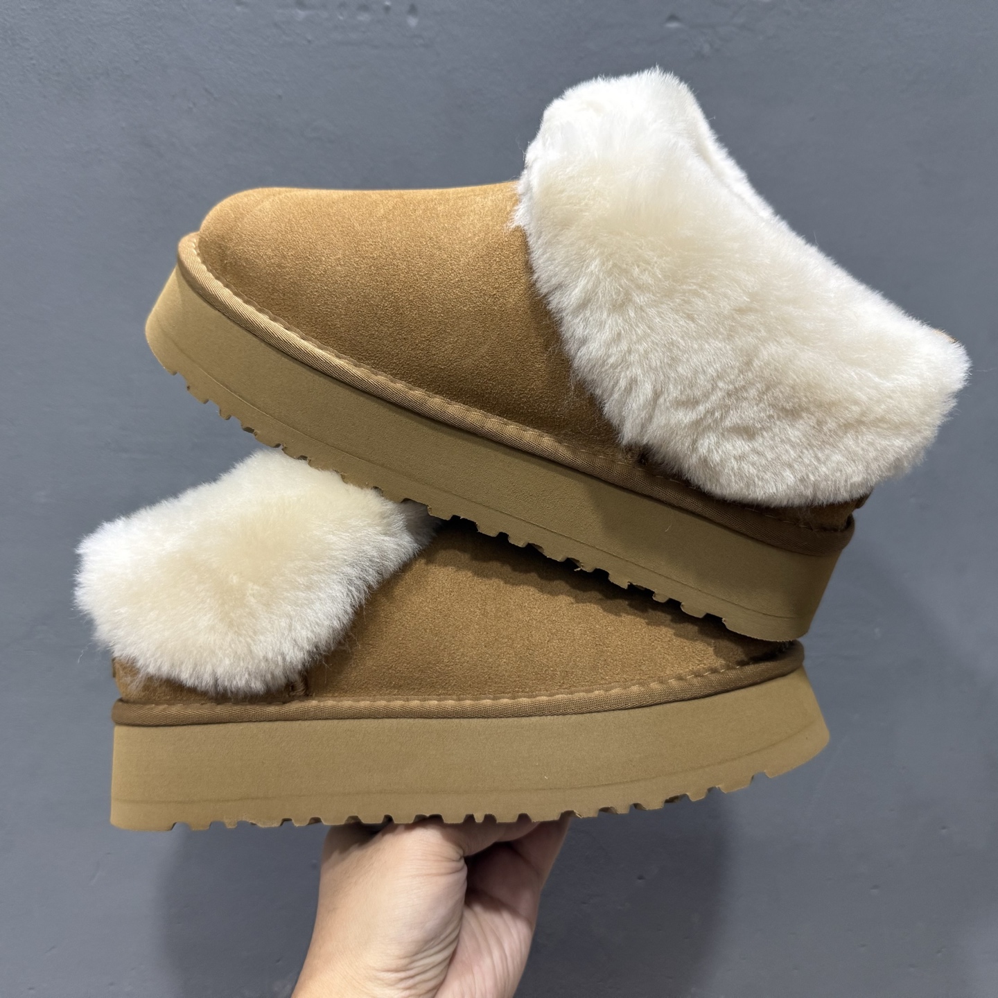 UGG 星拖厚底秋冬羊皮毛一体雪地靴 小红书爆款 河南隆丰皮料生产 羊绒鞋垫