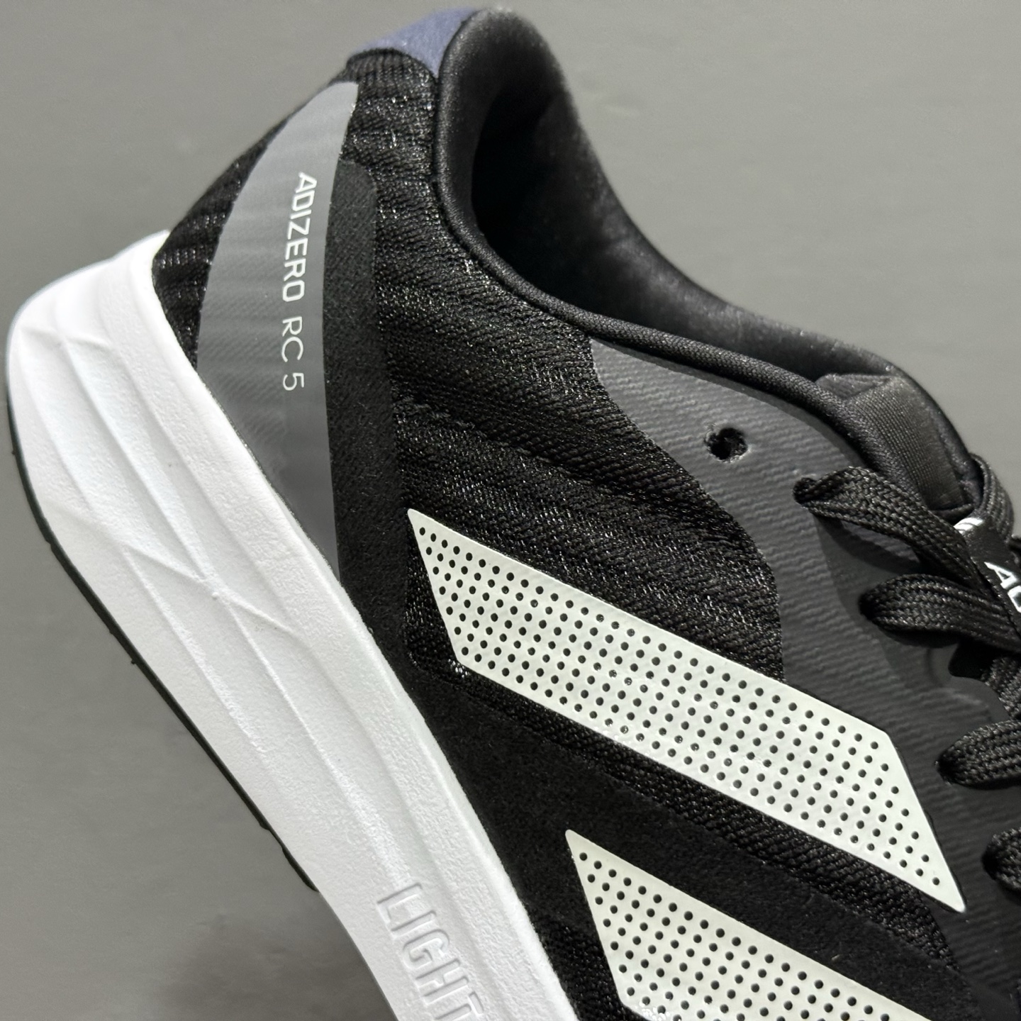 Adidas Adizero Rc 5 减震透气休闲训练跑步鞋 HQ3677