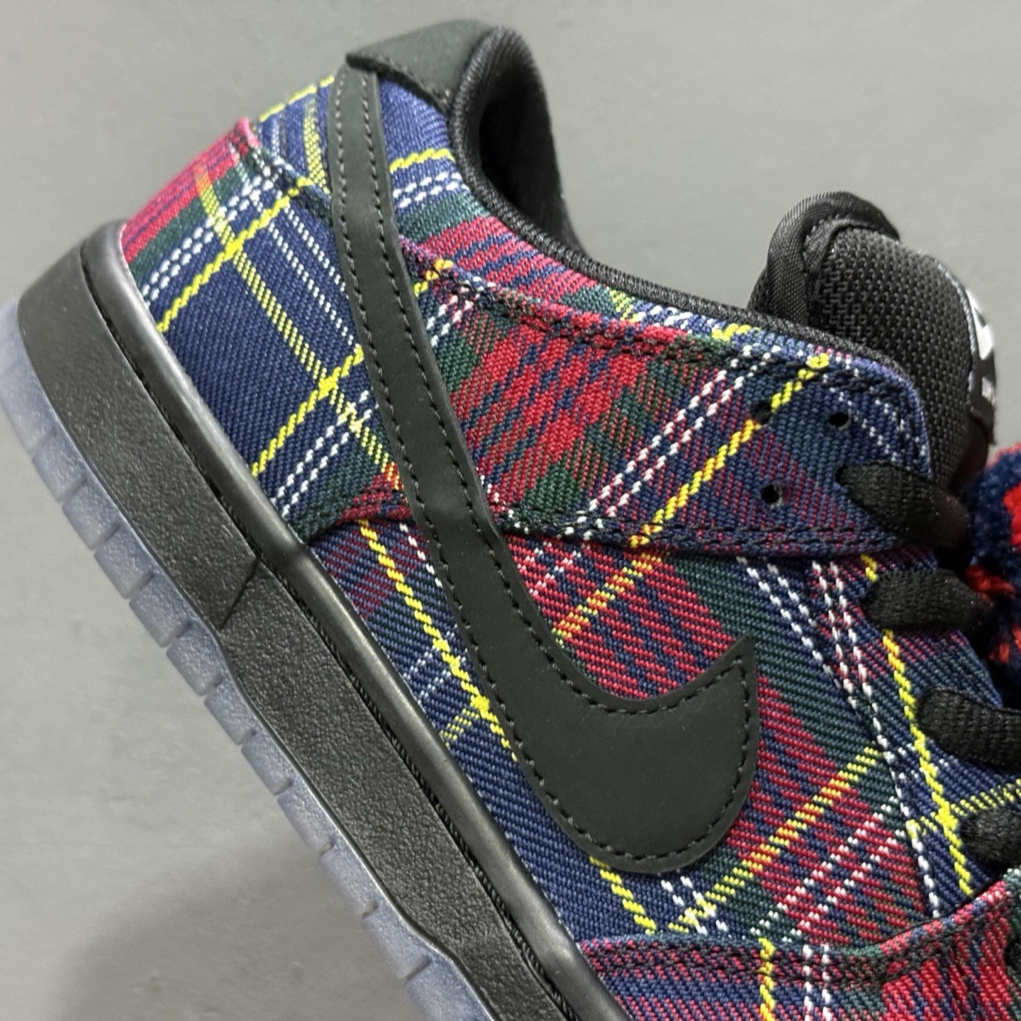 纯原 Nardwuar x NK SB Dunk Low 联名款 低帮休闲滑板鞋 II1493-600-莆田鞋,莆田鞋货源,高仿鞋,高仿鞋货源,安福档口,莆田高仿鞋,莆田鞋批发,高仿鞋批发,莆田高仿运动鞋,高仿运动鞋,莆田运动鞋 纯原 Nardwuar x NK SB Dunk Low 联名款 低帮休闲滑板鞋 II1493-600