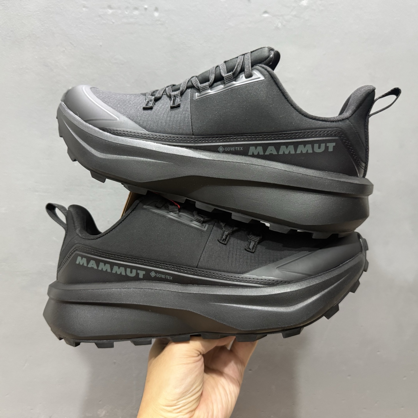 L/MAMMUT猛犸象 户外机能训练 登山鞋