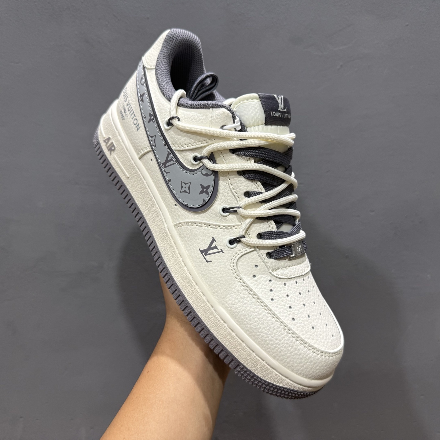 独家实拍Nike Air Force 1‘07 Low LV联名 灰勾抽绳 空军一号低帮休闲板鞋 DM6868-067