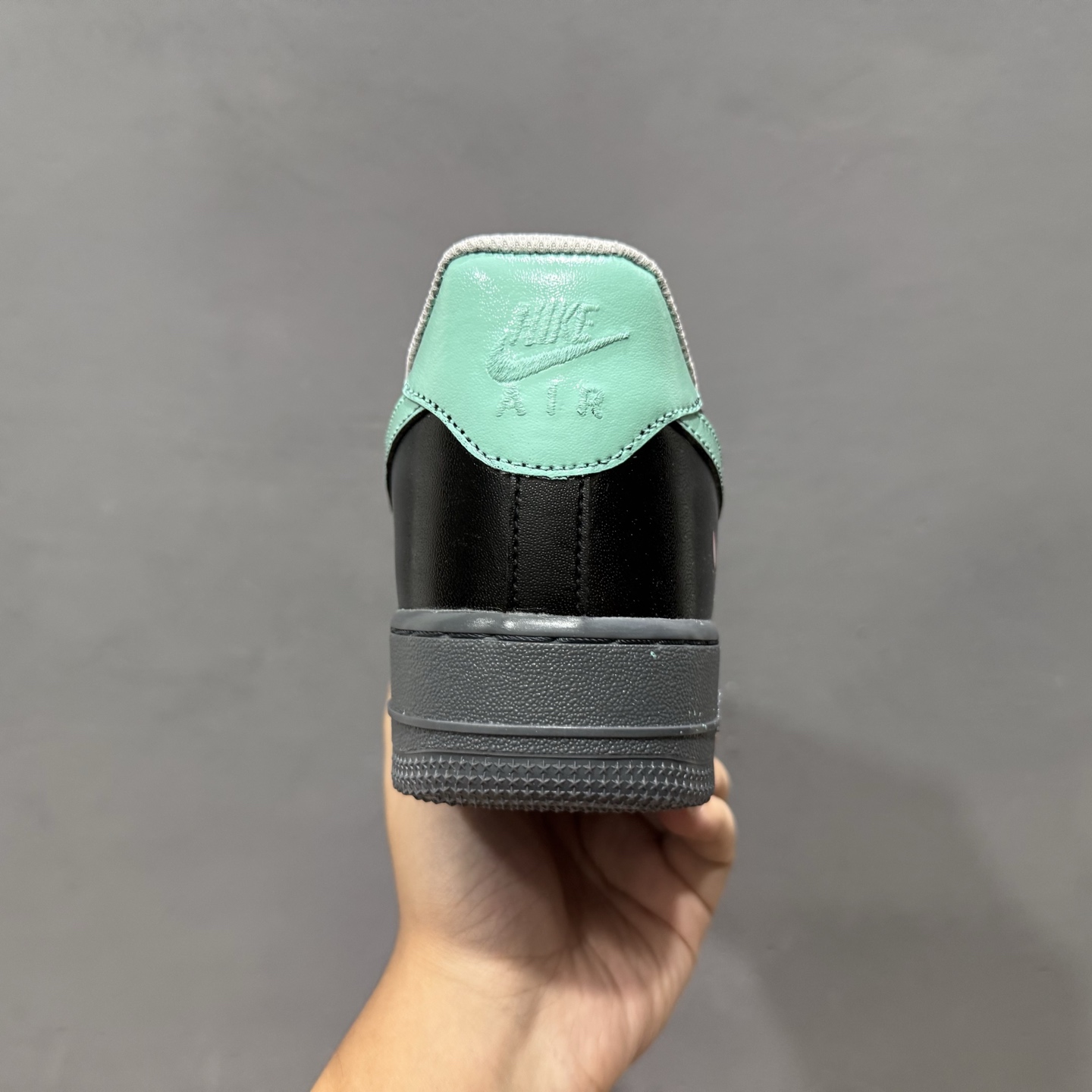 独家实拍手绘涂鸦“粉电蛛影”Nike Air Force 1 “Pink electric spider shadow”空军一号定制板鞋 YD2425-011