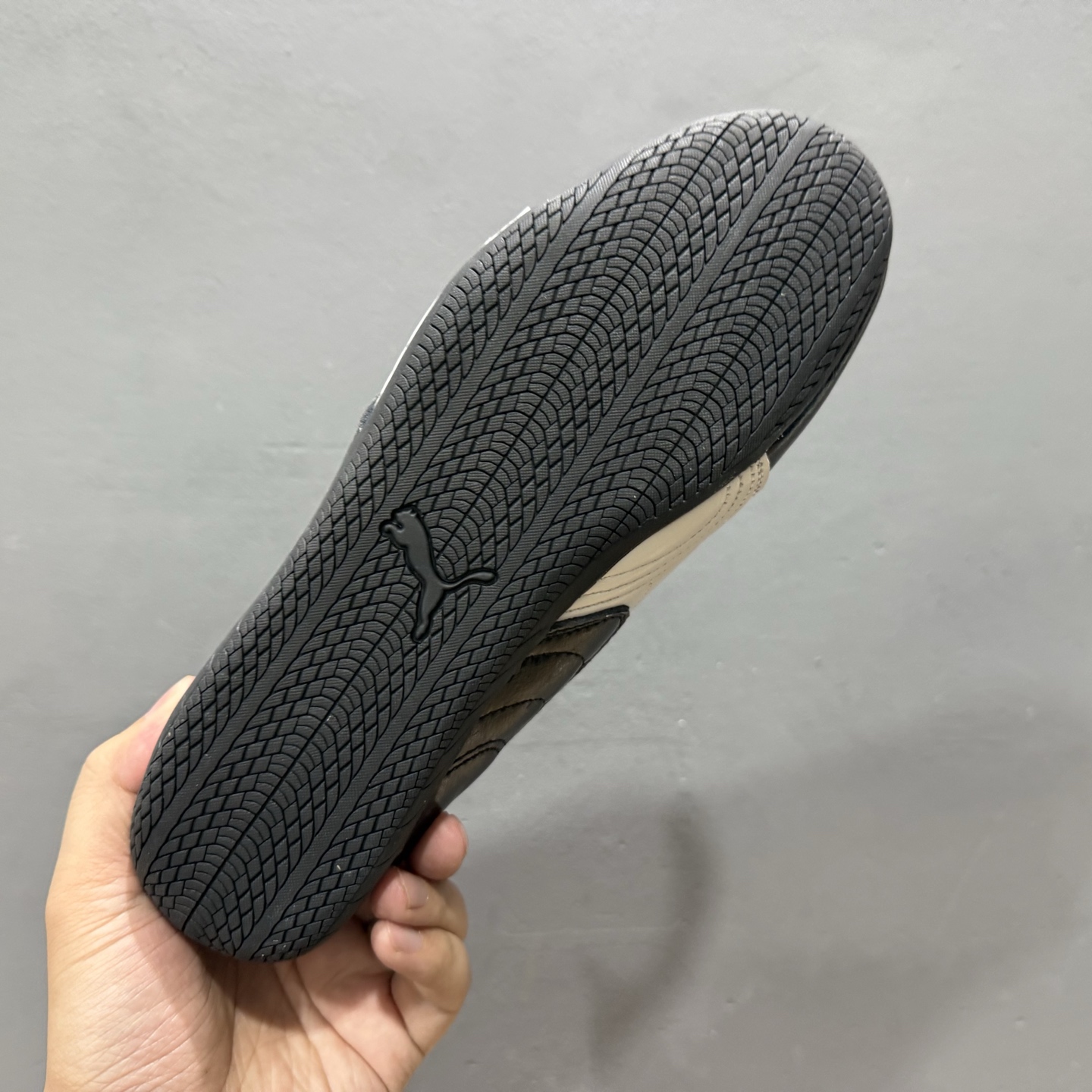 独家实拍Balenciaga x Puma 彪马 Speedcat 巴黎世家联名款低帮休闲鞋 406515-01