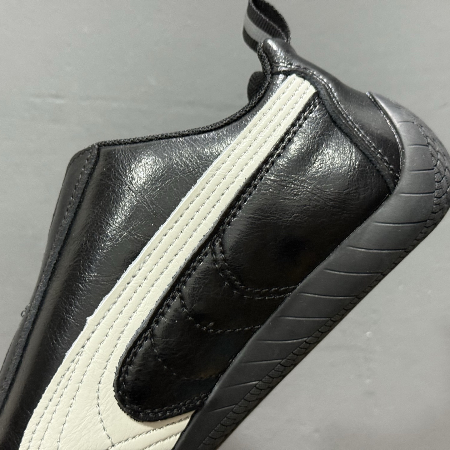 独家实拍Balenciaga x Puma 彪马 Speedcat 巴黎世家联名款低帮休闲鞋 406515-01