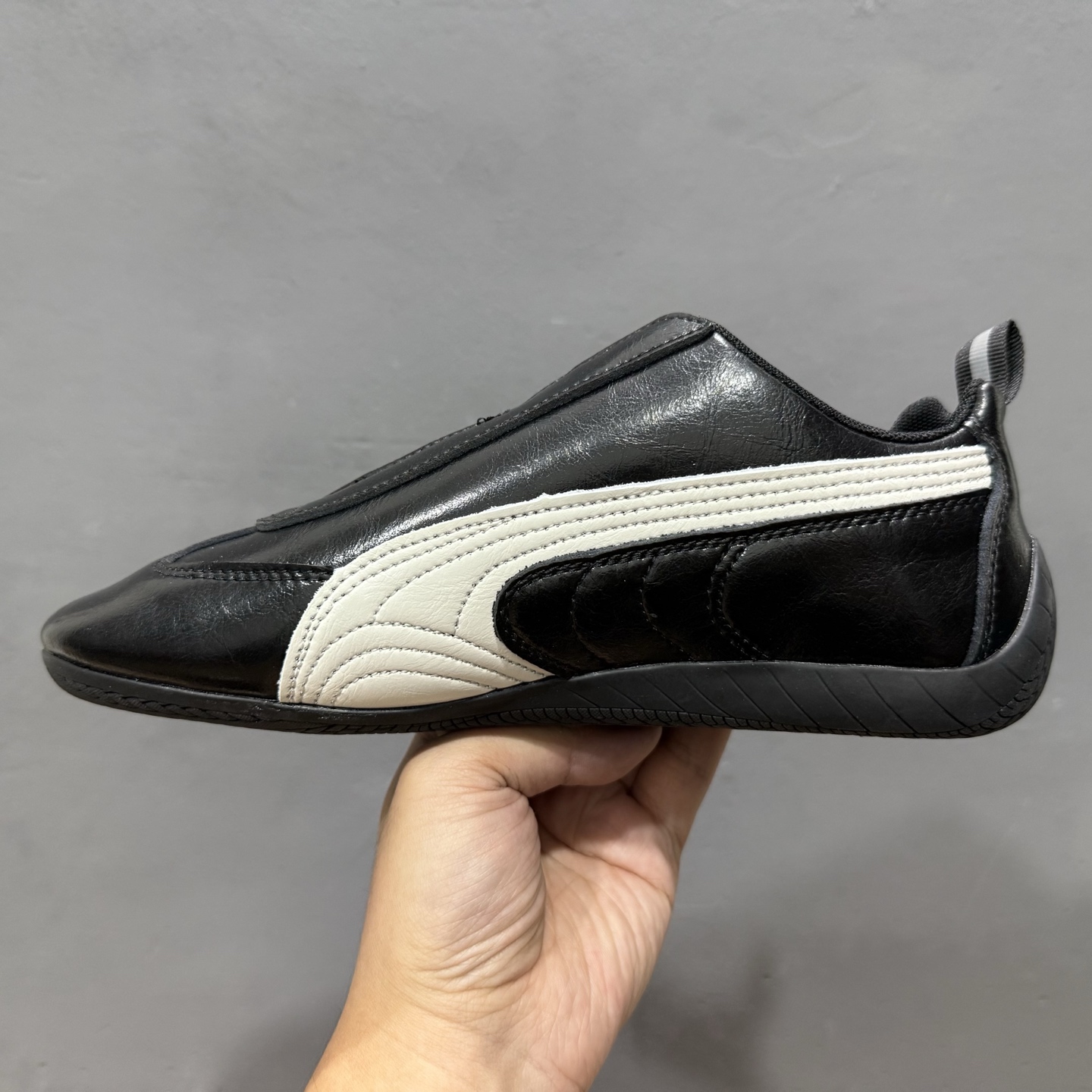 独家实拍Balenciaga x Puma 彪马 Speedcat 巴黎世家联名款低帮休闲鞋 406515-01