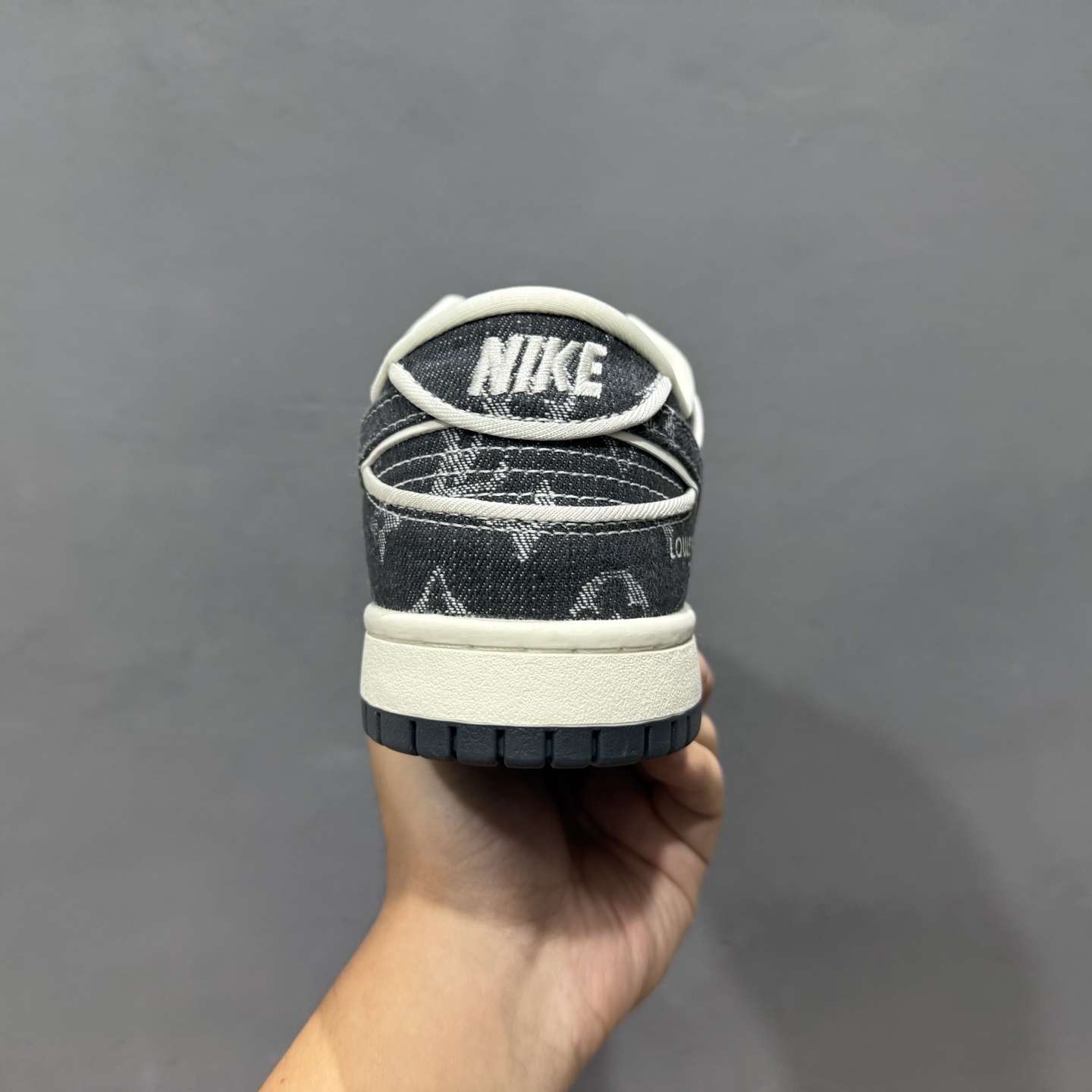 Nike SB Dunk Low LV联名 白深蓝牛仔 低帮休闲板鞋 SC0601-470