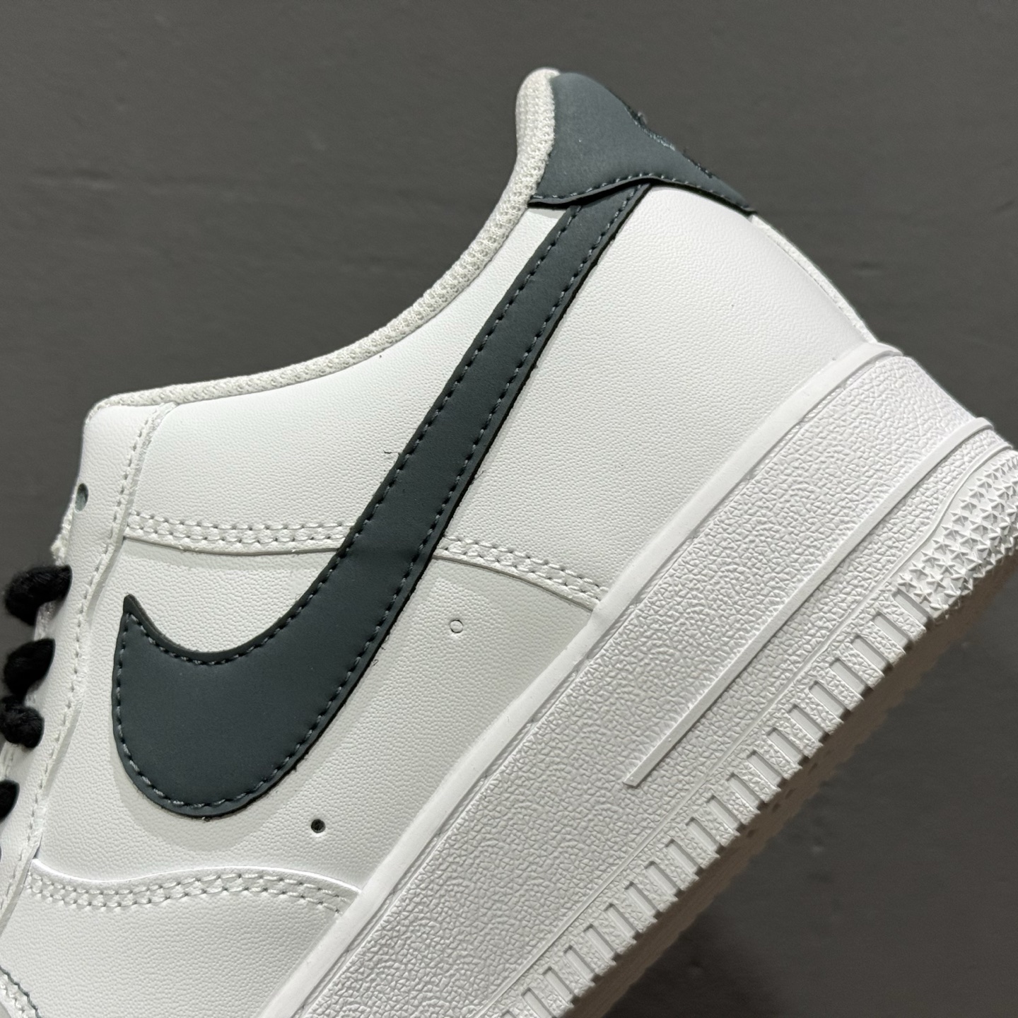 Nike Air Force 1'07 Low 简墨 空军一号低帮休闲板鞋 ZH0316-127
