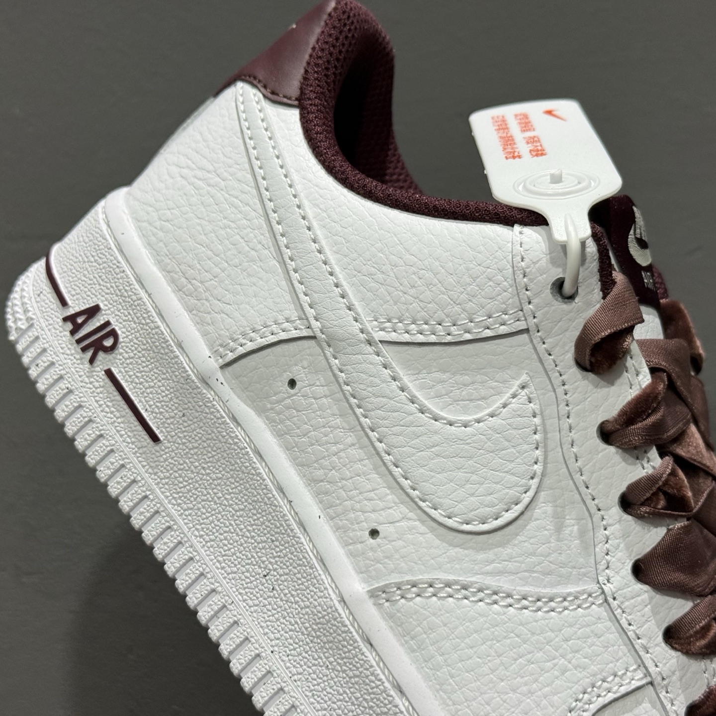 Nike Air Force 1'07 Low 空军一号低帮休闲板鞋 HV4403-600 Nike Air Force 1'07 Low 空军一号低帮休闲板鞋 HV4403-600