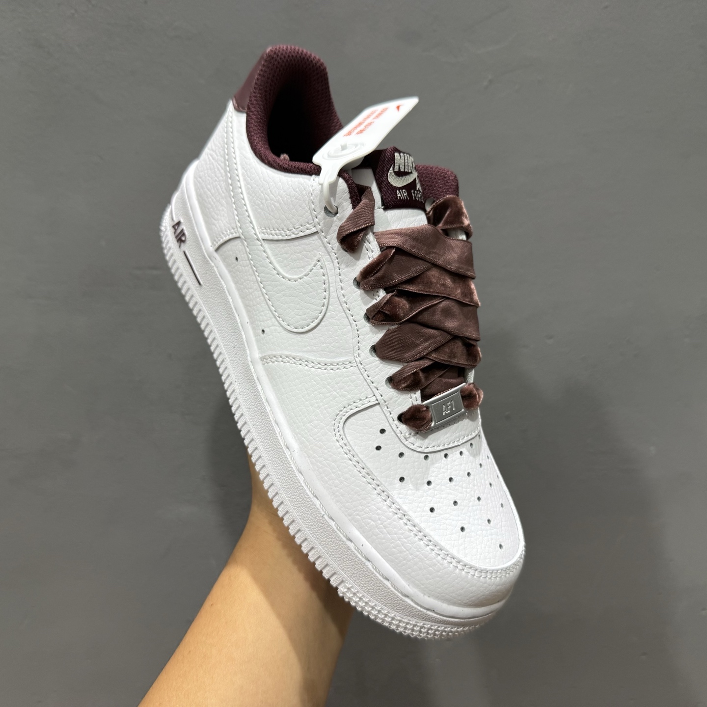 Nike Air Force 1'07 Low 空军一号低帮休闲板鞋 HV4403-600 Nike Air Force 1'07 Low 空军一号低帮休闲板鞋 HV4403-600