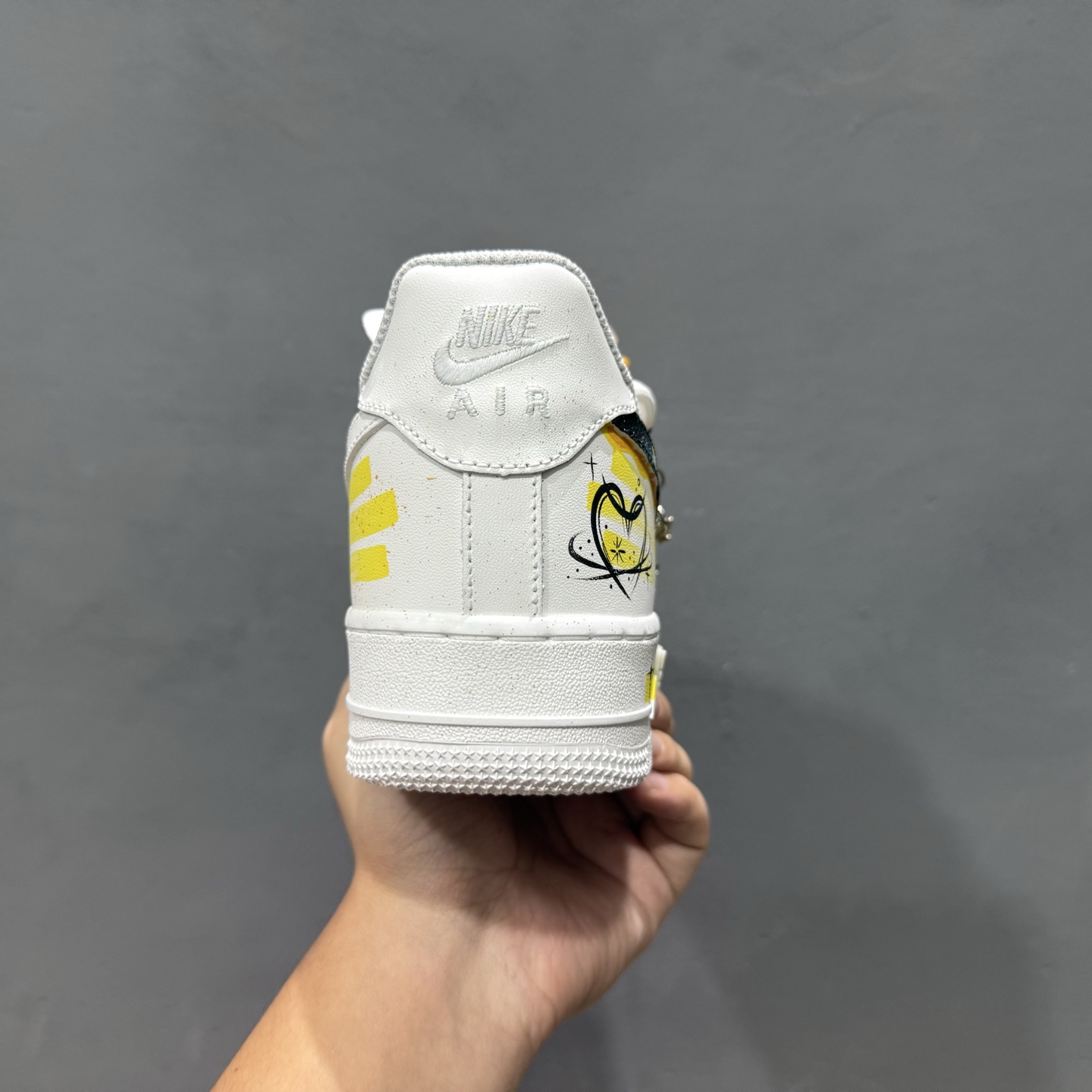 Nike Air Force 1'07 Low ”Taurus” 手绘涂鸦 十二星座系列 金牛座 空军一号低帮休闲板鞋