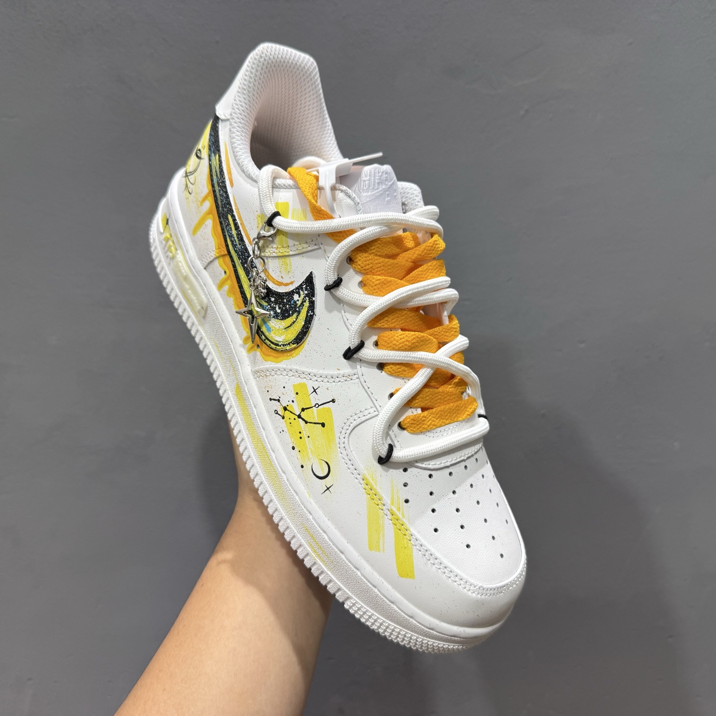 Nike Air Force 1'07 Low ”Taurus” 手绘涂鸦 十二星座系列 金牛座 空军一号低帮休闲板鞋